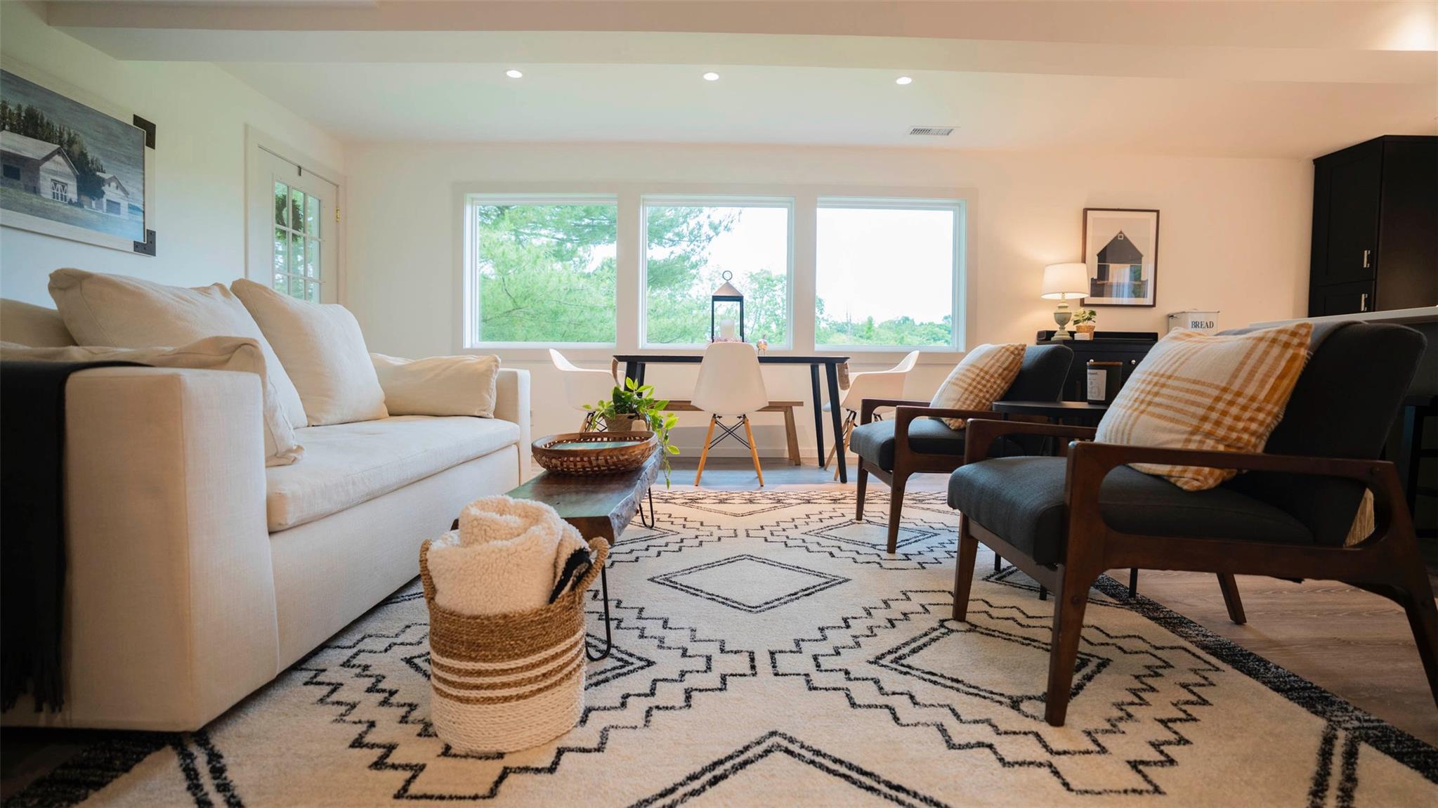 334 Lake Drive, Rhinebeck, NY 12572