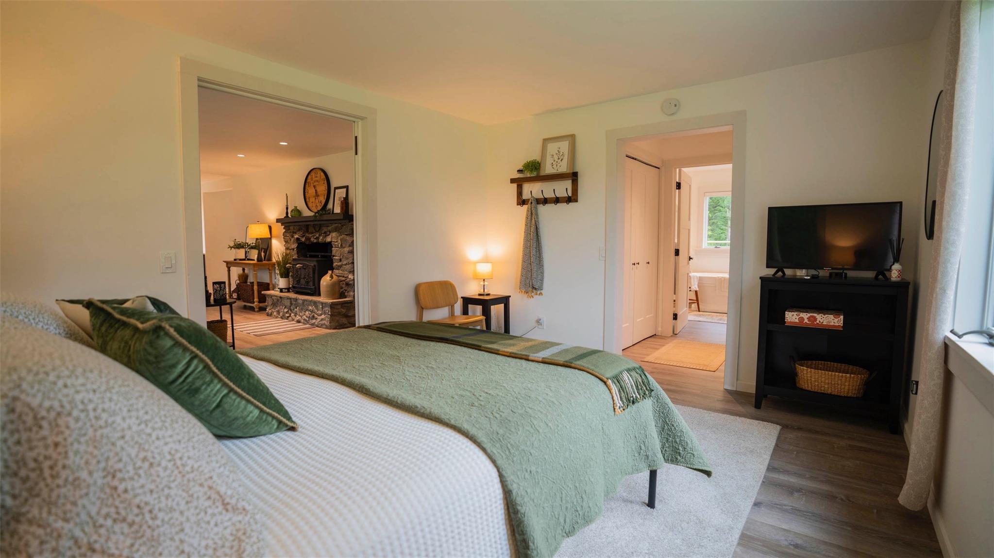 334 Lake Drive, Rhinebeck, NY 12572