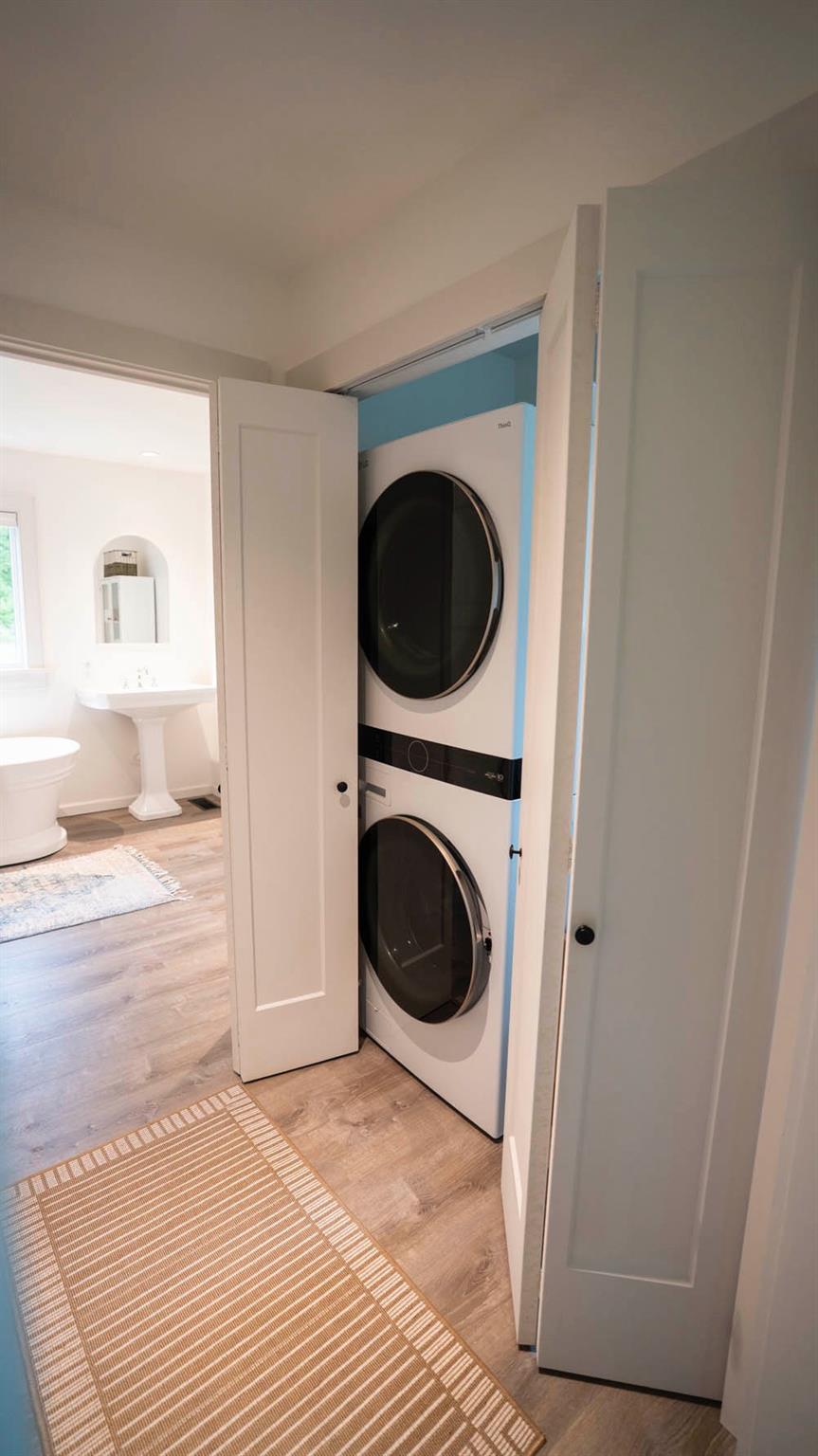 334 Lake Drive, Rhinebeck, NY 12572