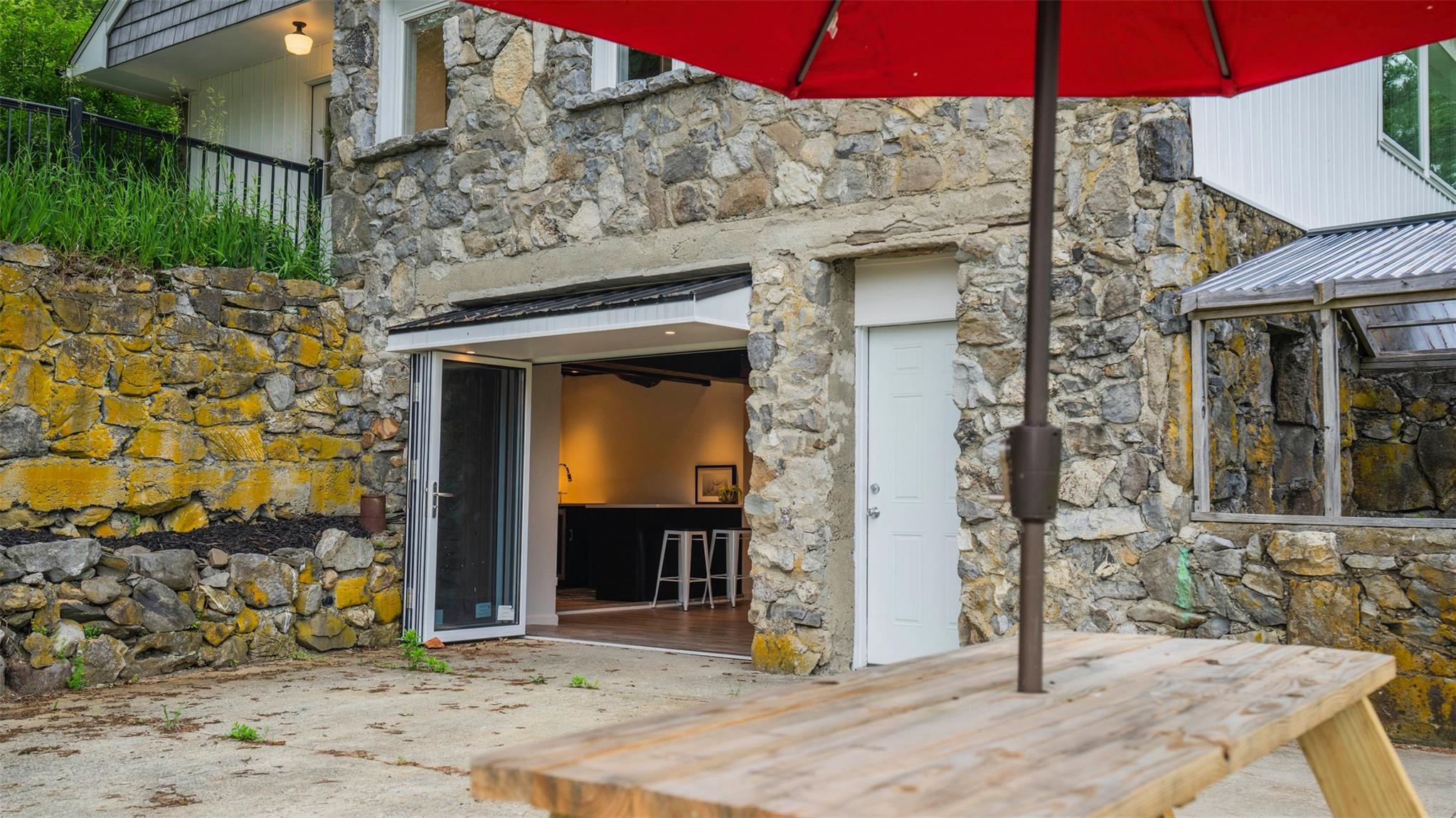 334 Lake Drive, Rhinebeck, NY 12572