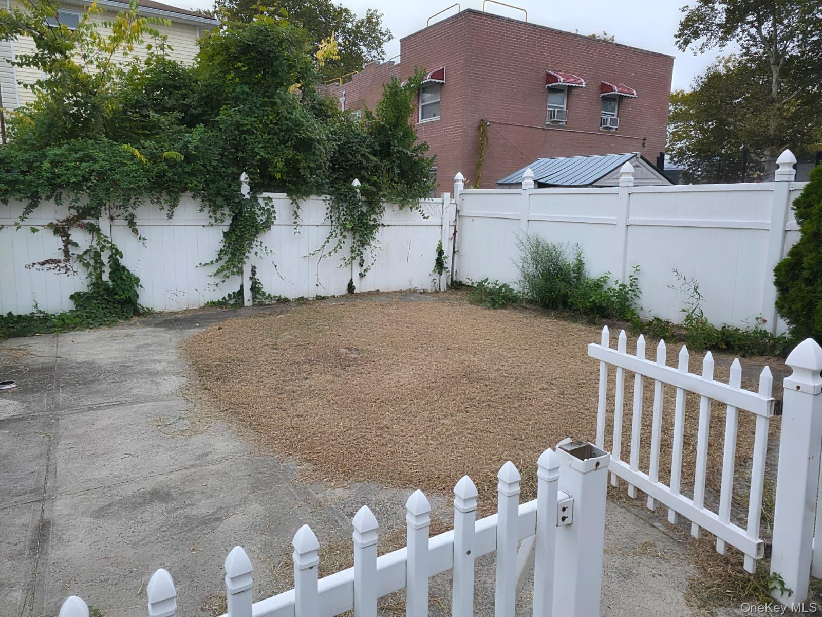 815 Swinton Avenue, Bronx, NY 10465