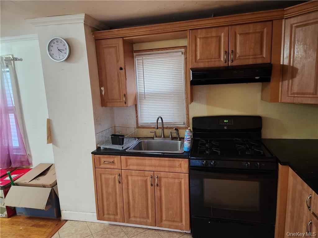 815 Swinton Avenue, Bronx, NY 10465