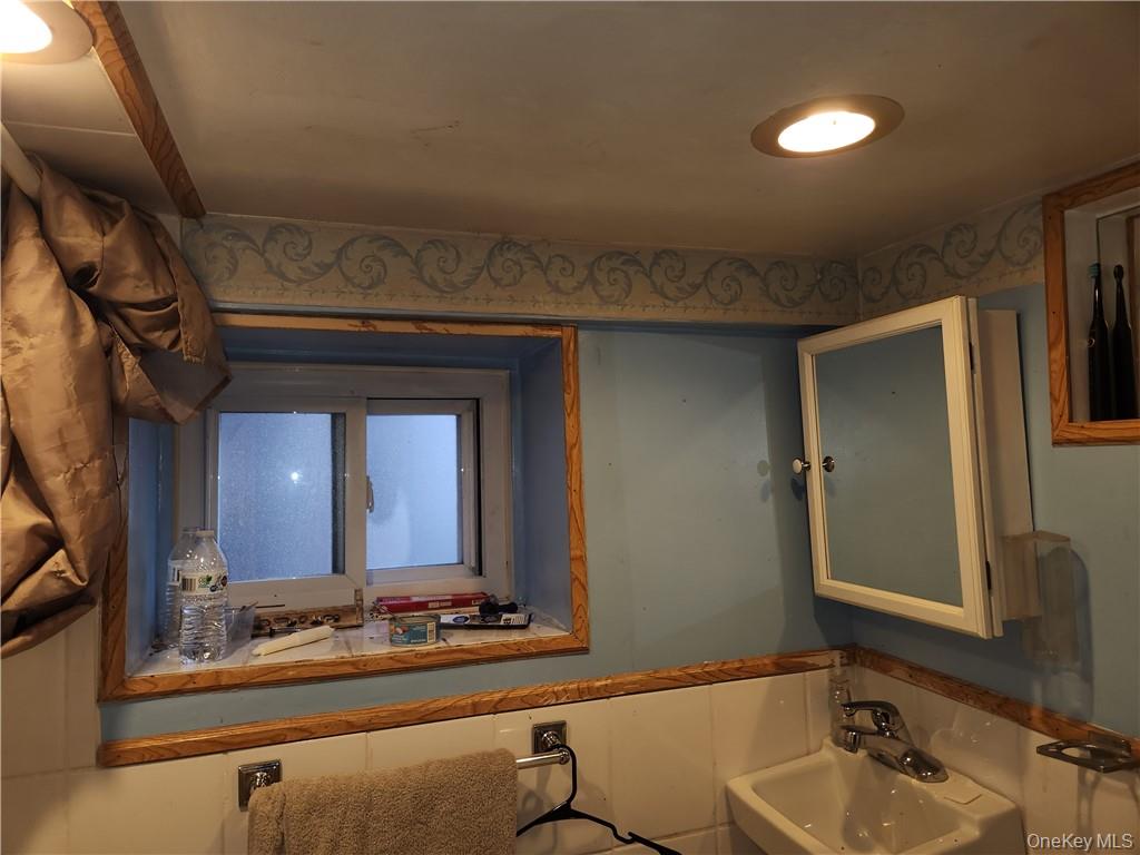 815 Swinton Avenue, Bronx, NY 10465