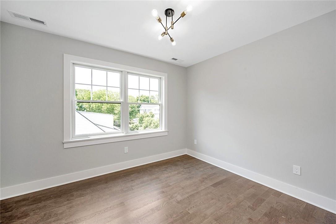10 Underhill Place # Left Side, West Harrison, NY 10604