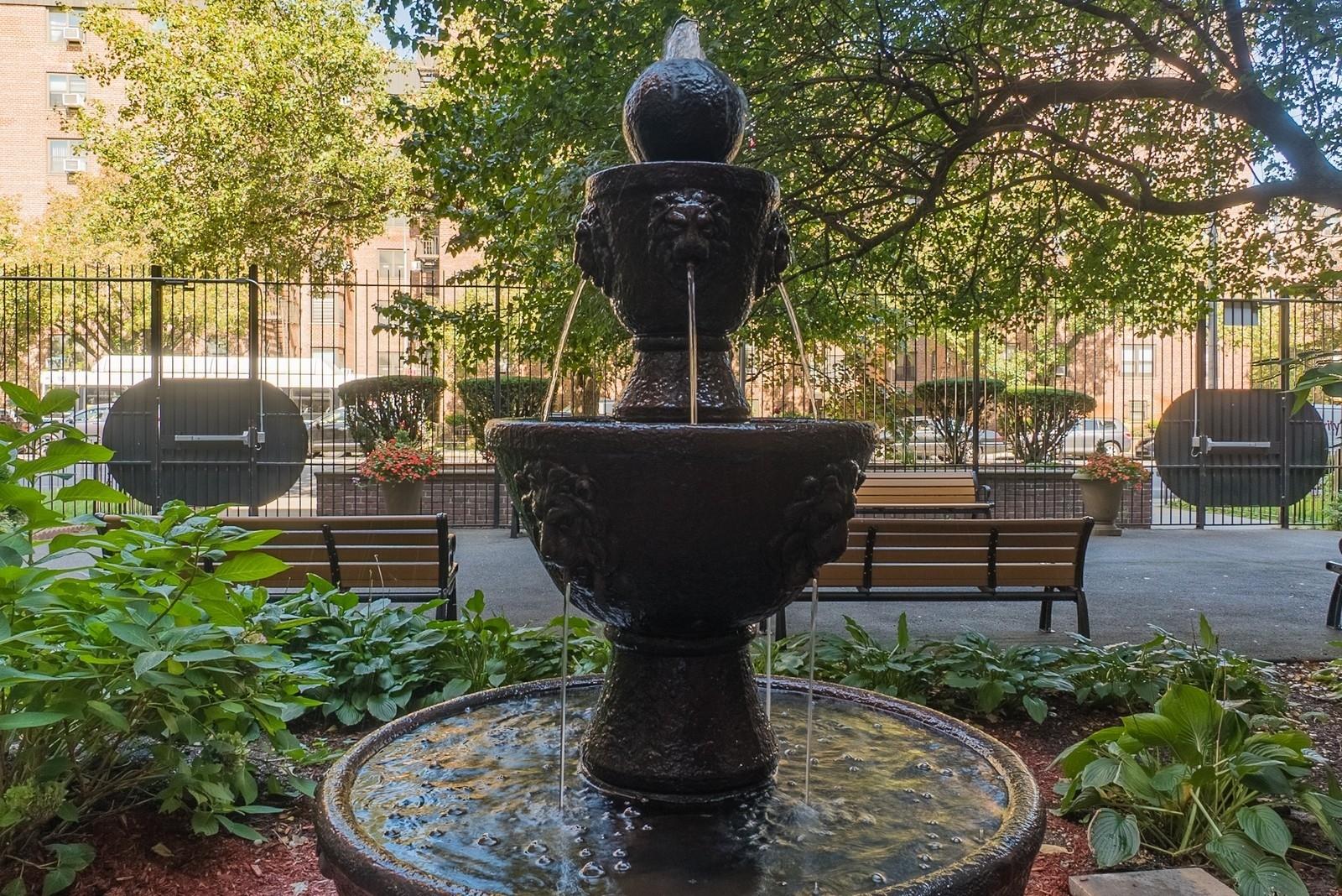 33-25 90 Street # 3A, Jackson Heights, NY 11372