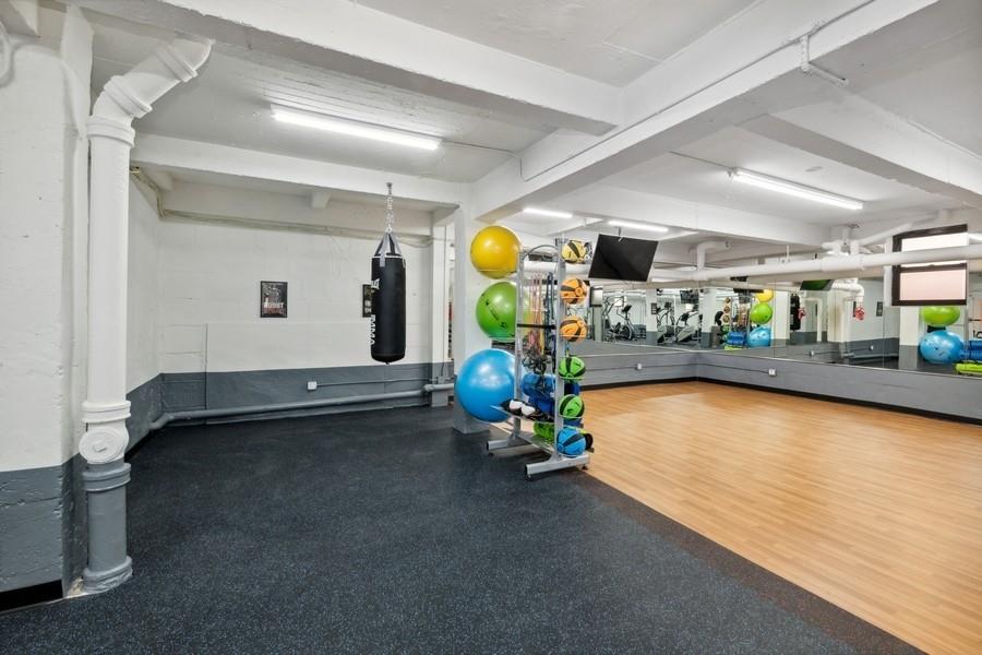 33-25 90 Street # 3A, Jackson Heights, NY 11372