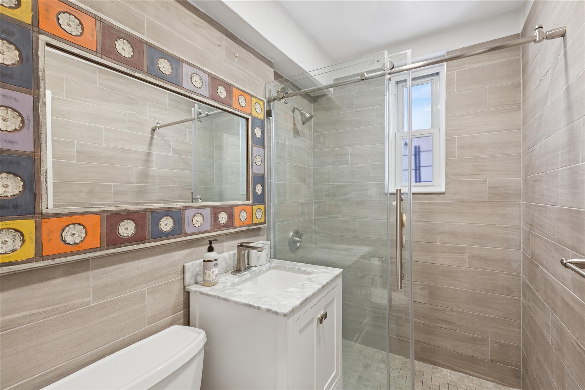 33-25 90 Street # 3A, Jackson Heights, NY 11372