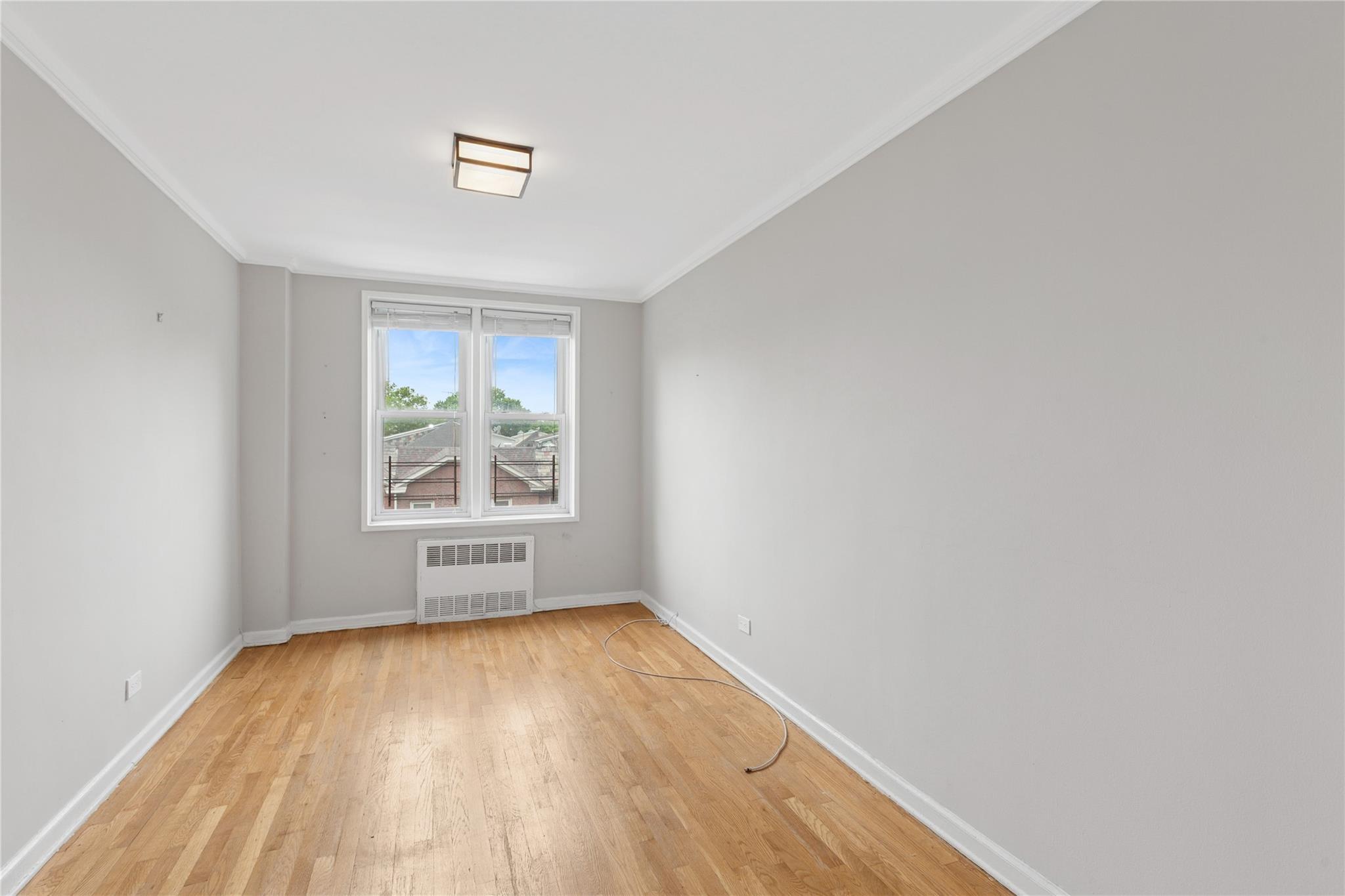 33-25 90 Street # 3A, Jackson Heights, NY 11372