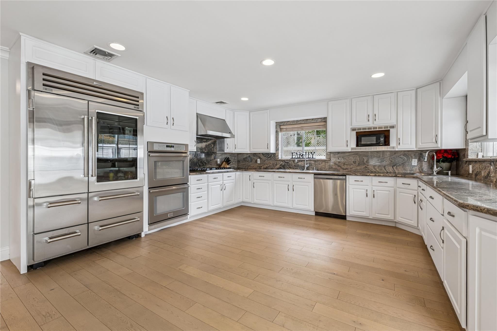 230 W Beech Street, Long Beach, NY 11561