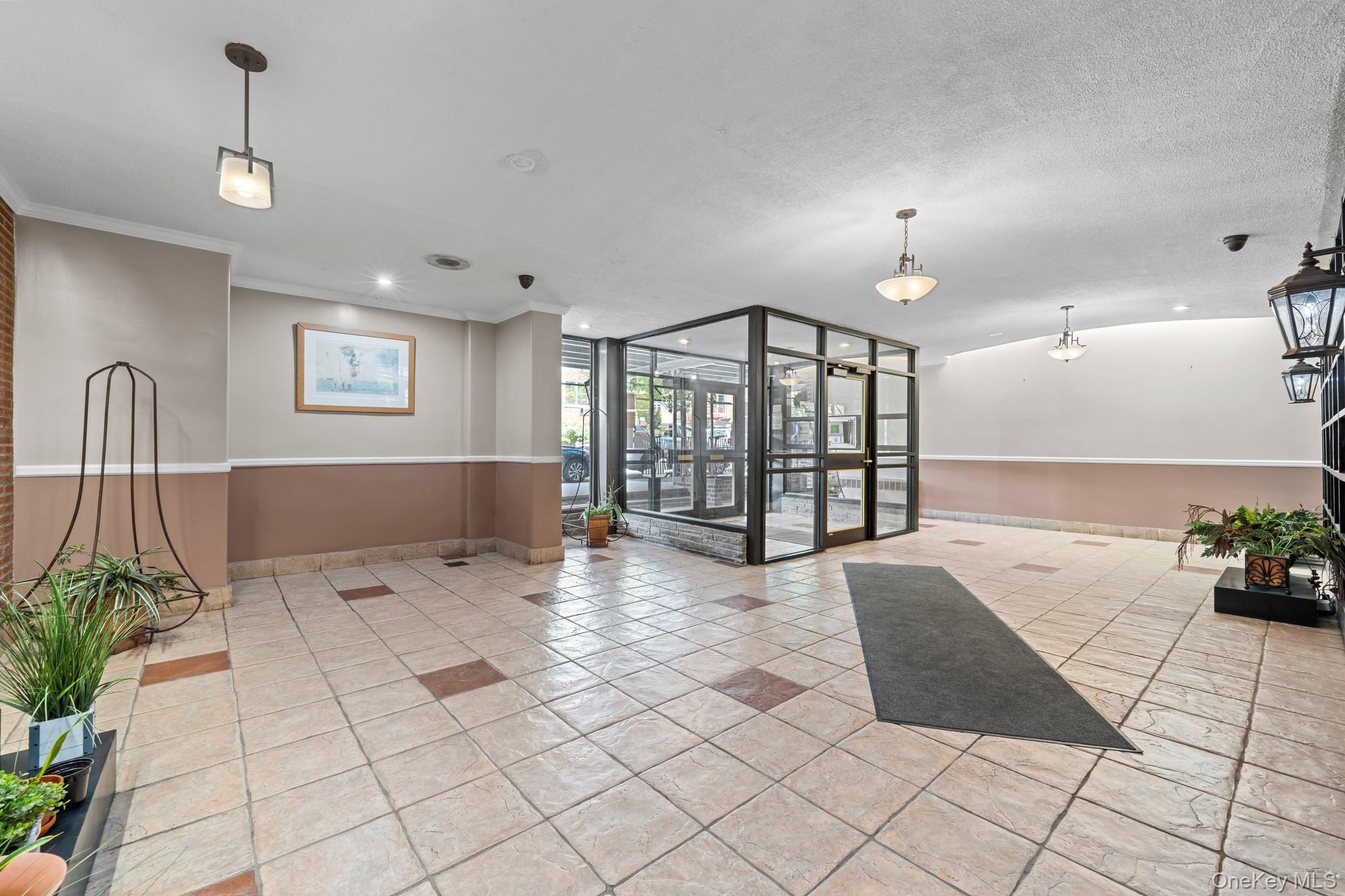 68-20 Selfridge Street # 6H, Forest Hills, NY 11375