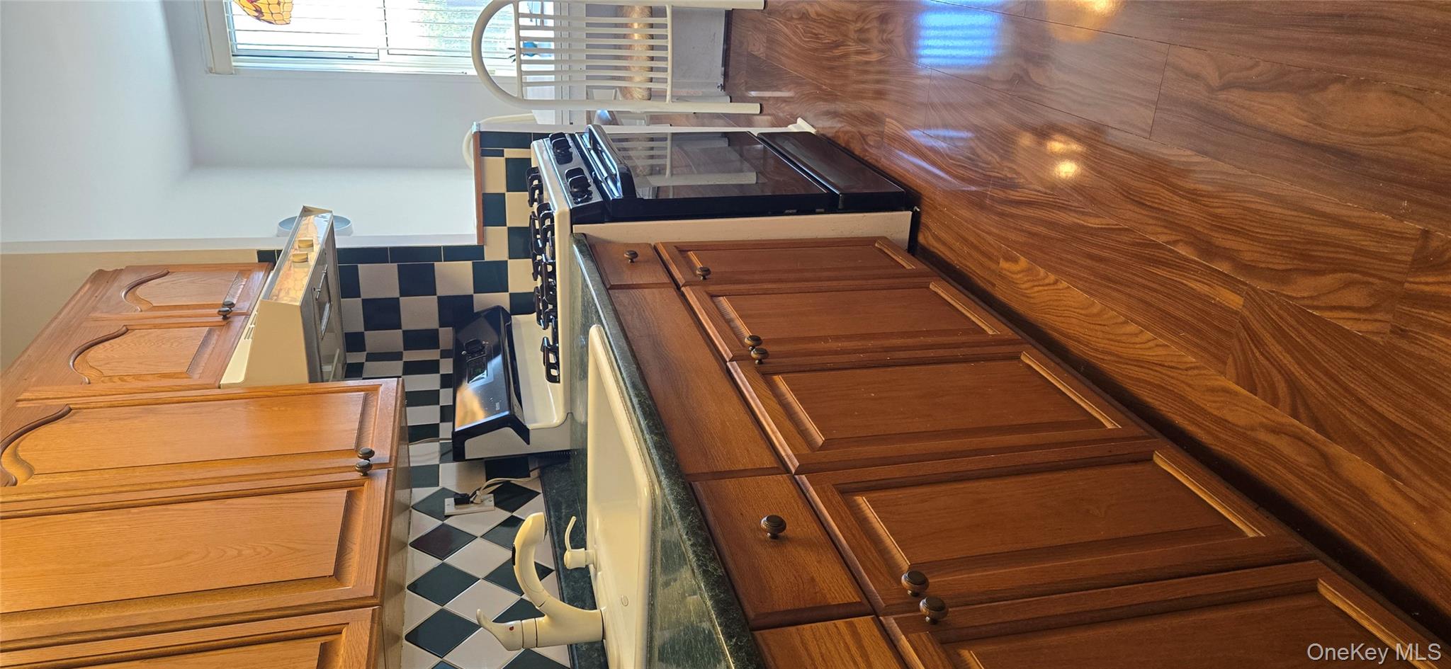 68-20 Selfridge Street # 6H, Forest Hills, NY 11375