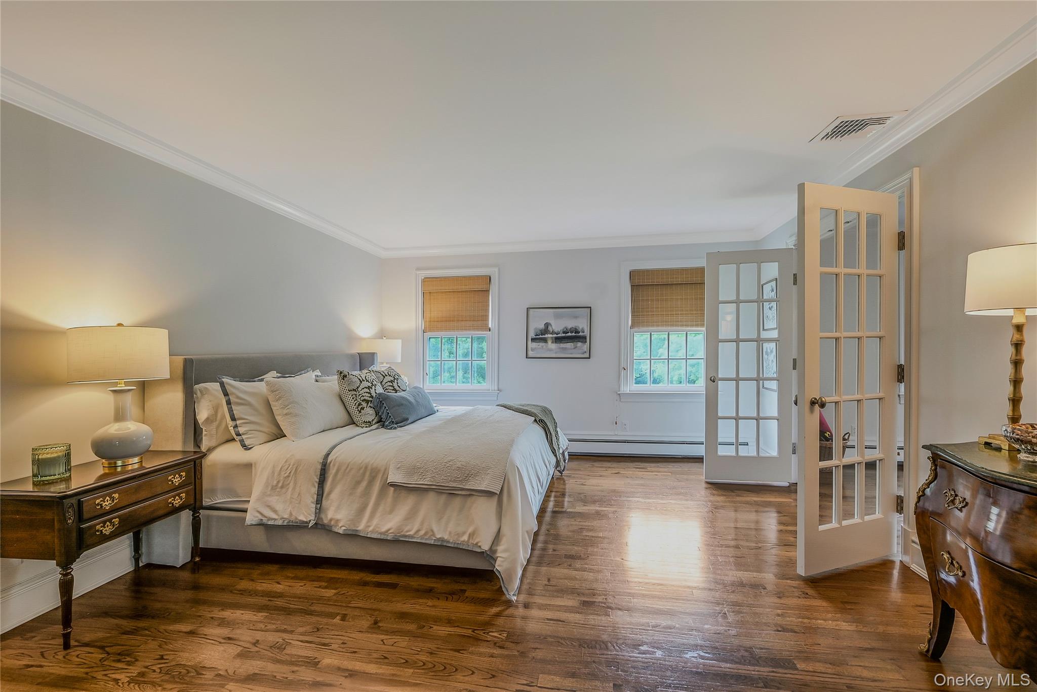 27 Van Wyck Lane, Lloyd Harbor, NY 11743