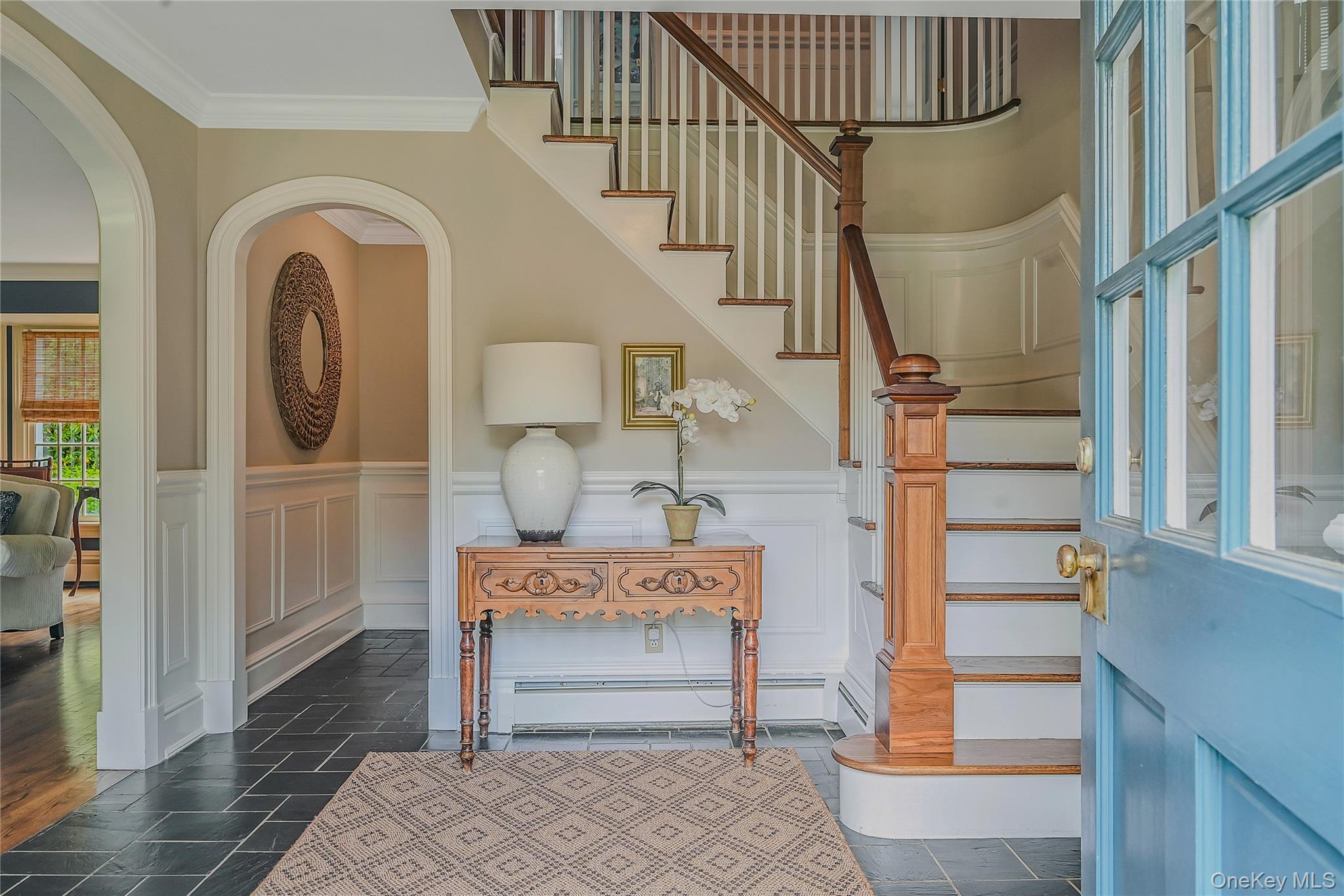 27 Van Wyck Lane, Lloyd Harbor, NY 11743