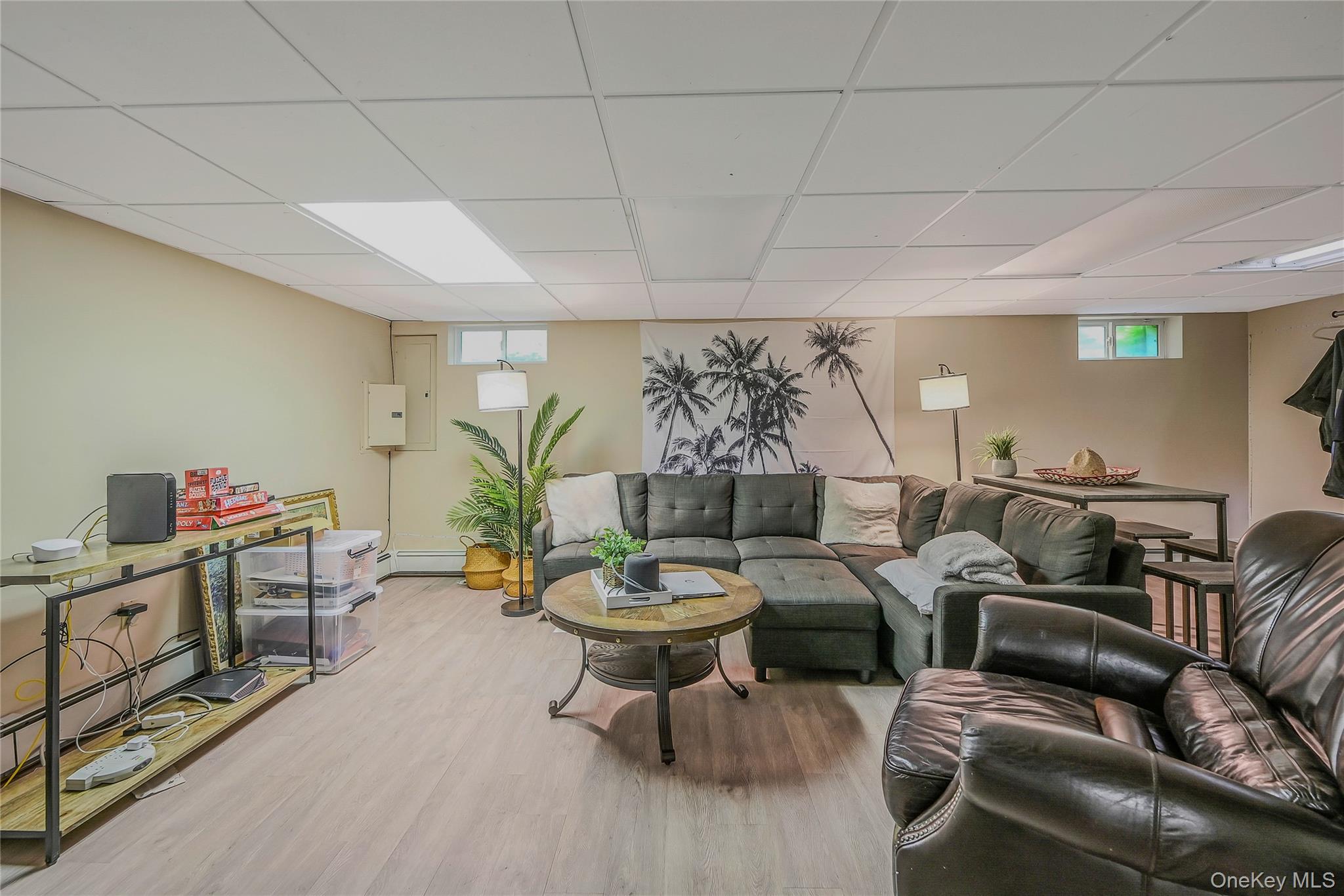 27 Van Wyck Lane, Lloyd Harbor, NY 11743