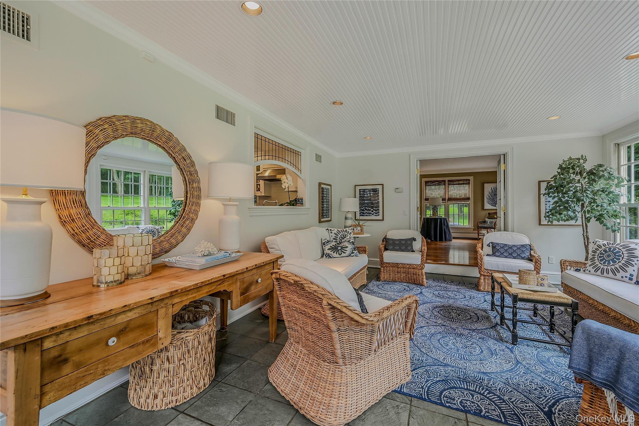 27 Van Wyck Lane, Lloyd Harbor, NY 11743