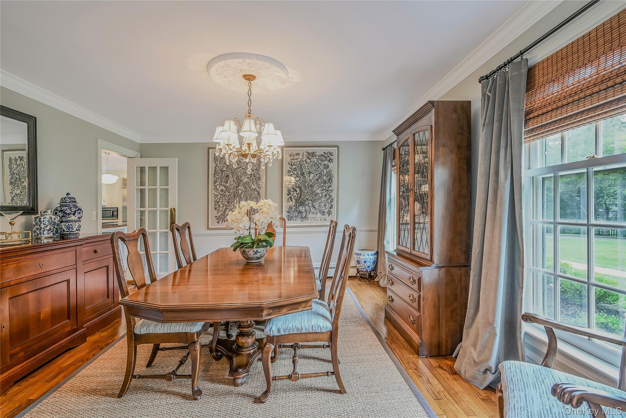 27 Van Wyck Lane, Lloyd Harbor, NY 11743