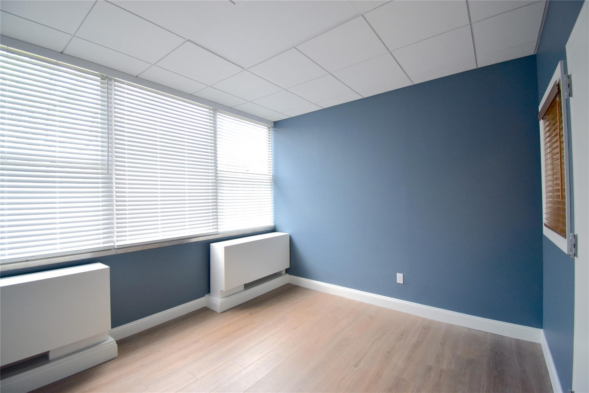 226 7th Street # 105-4, Garden City, NY 11530