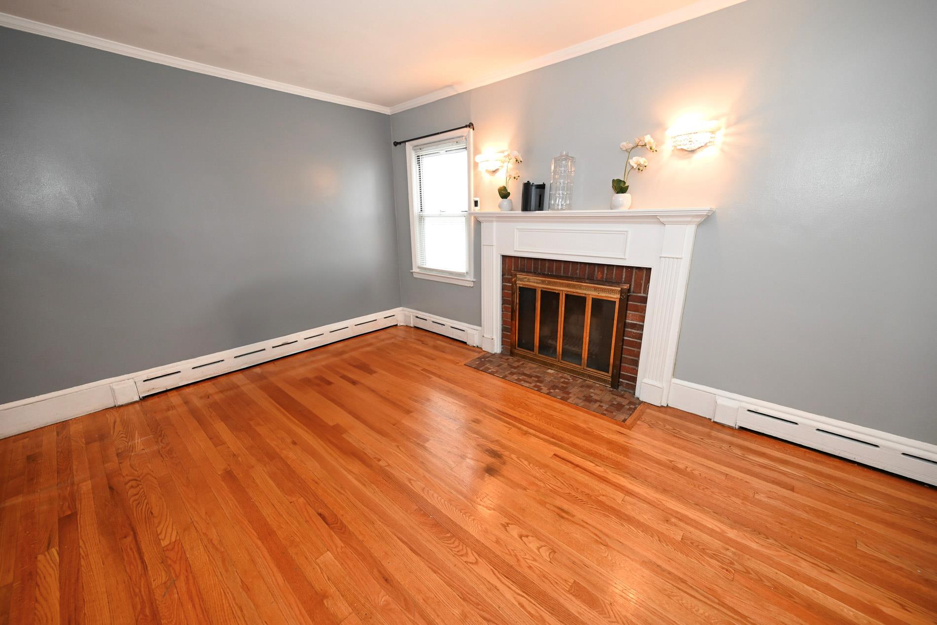 85-23 264th Street, Floral Park, NY 11001