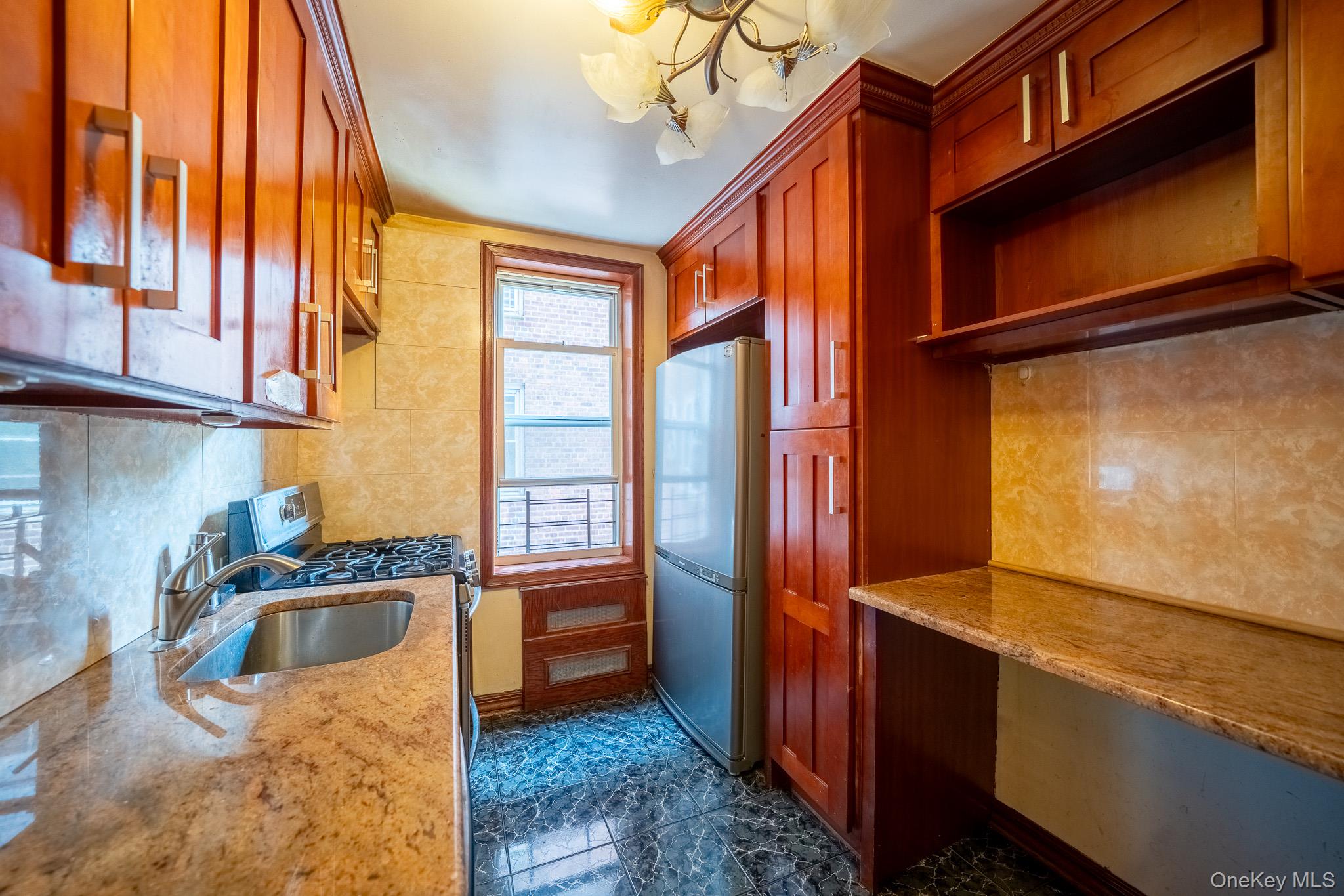 62-59 108th Street # 4N, Forest Hills, NY 11375