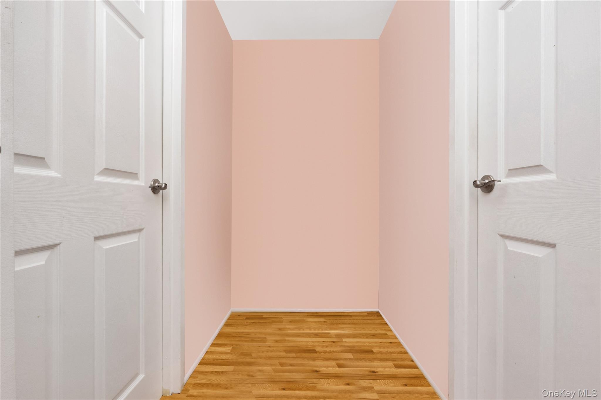 750 Broadway W # 3M, Long Beach, NY 11561