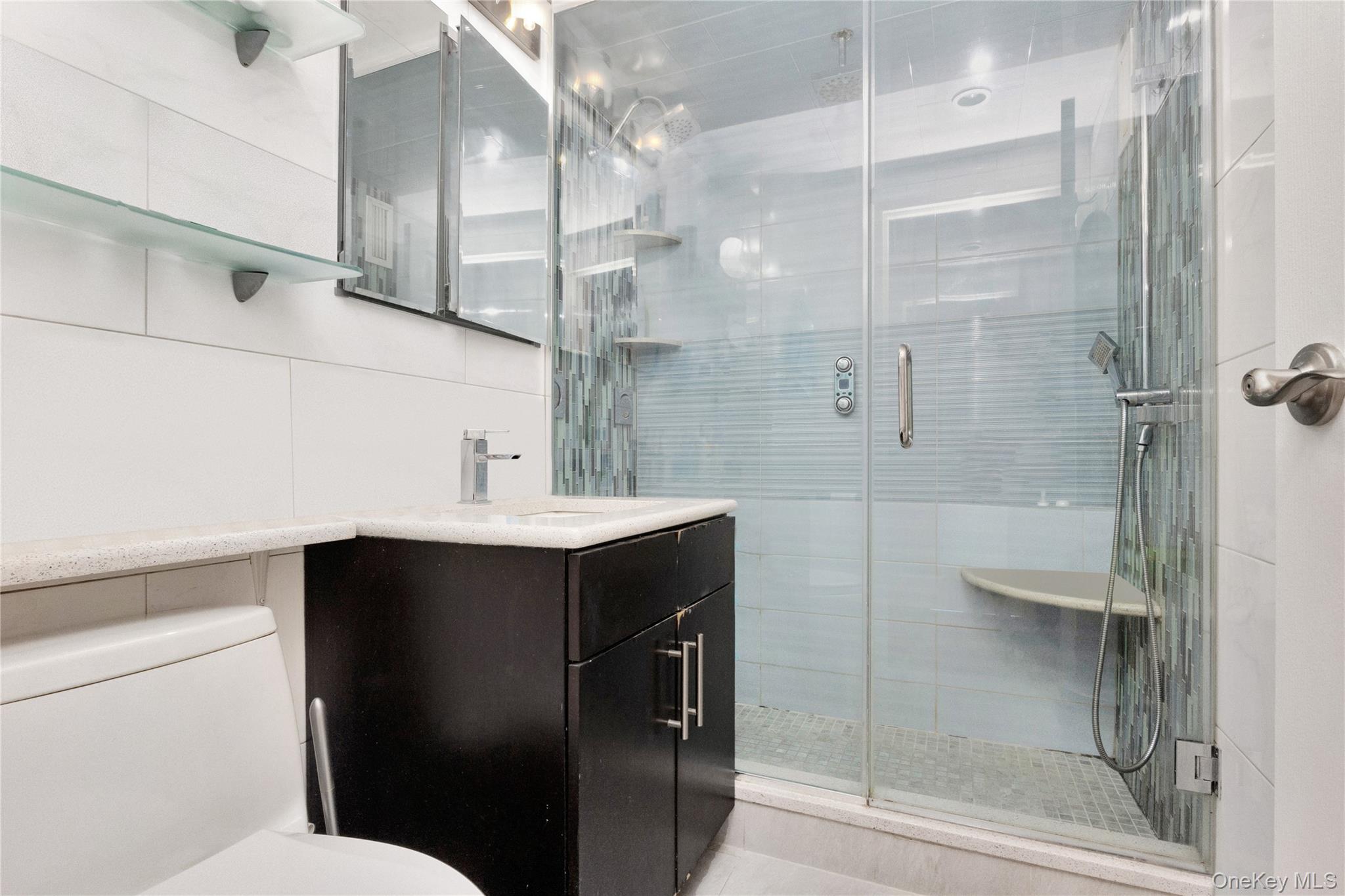 750 Broadway W # 3M, Long Beach, NY 11561