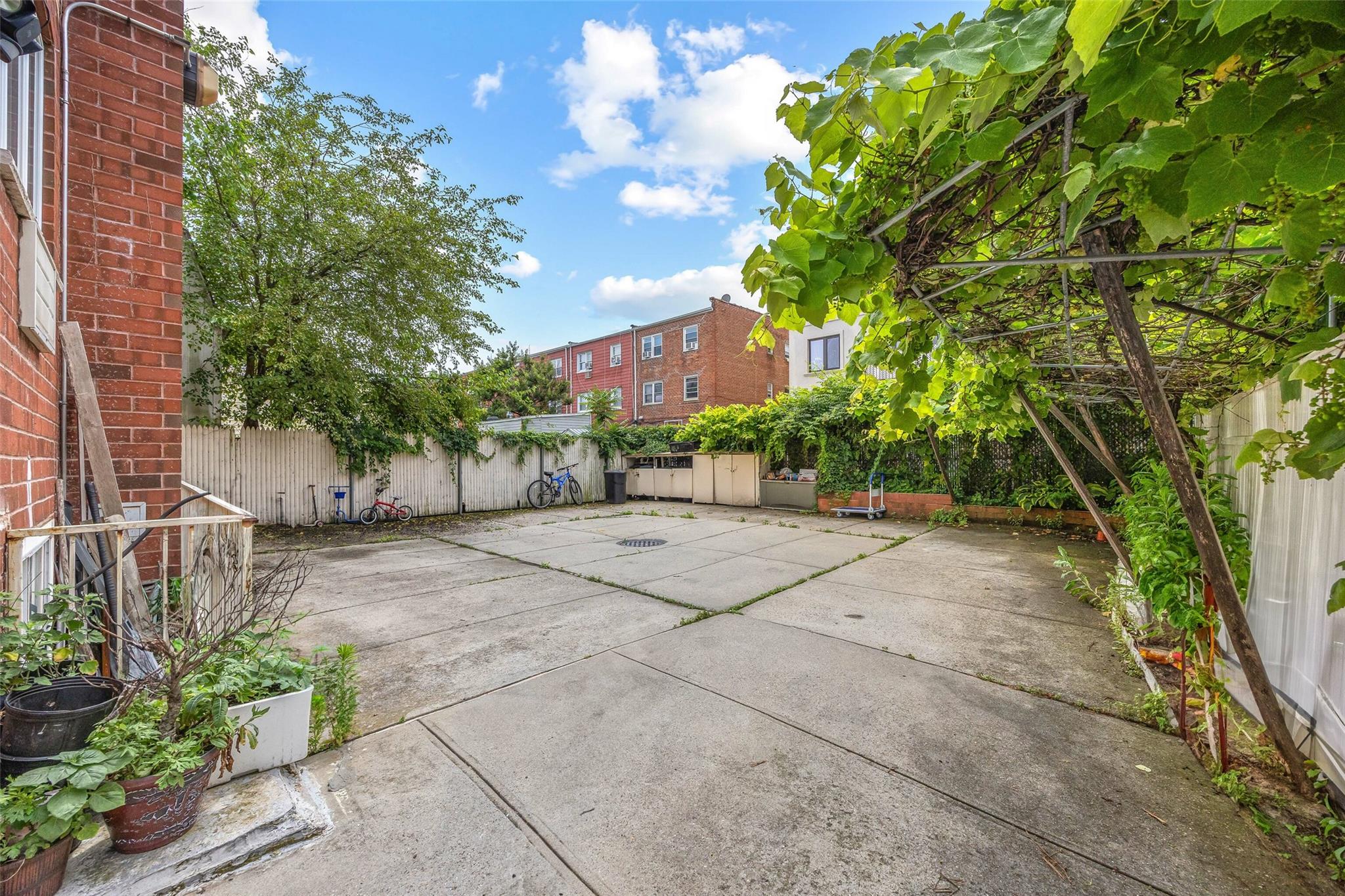2560 Stillwell Avenue, Brooklyn, NY 11223