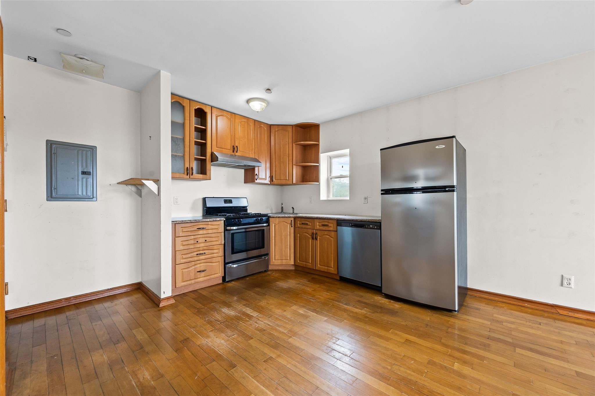 2560 Stillwell Avenue, Brooklyn, NY 11223