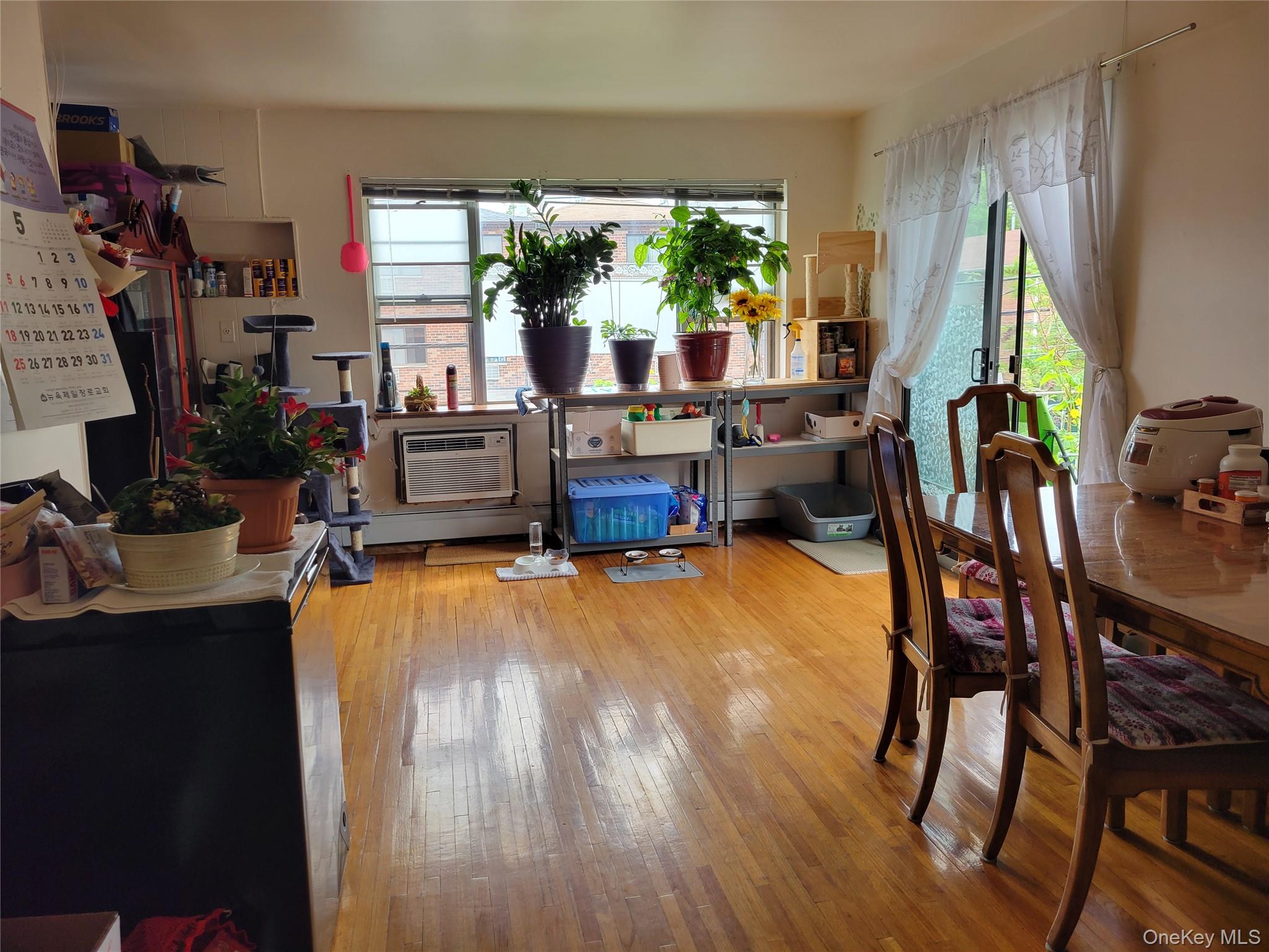 79-15 Kneeland Avenue, Elmhurst, NY 11373