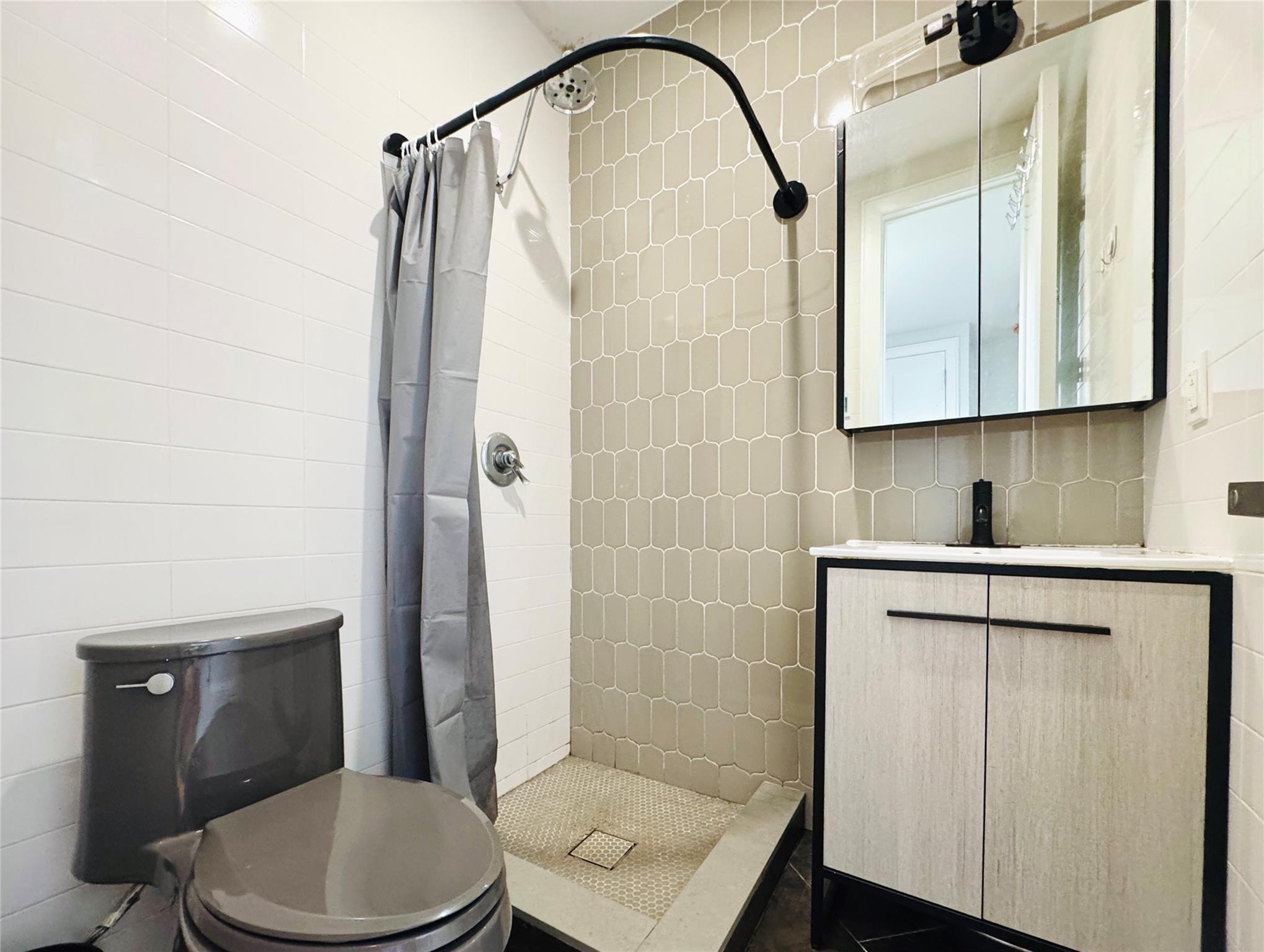 219 Weirfield Street # 5, Brooklyn, NY 11221