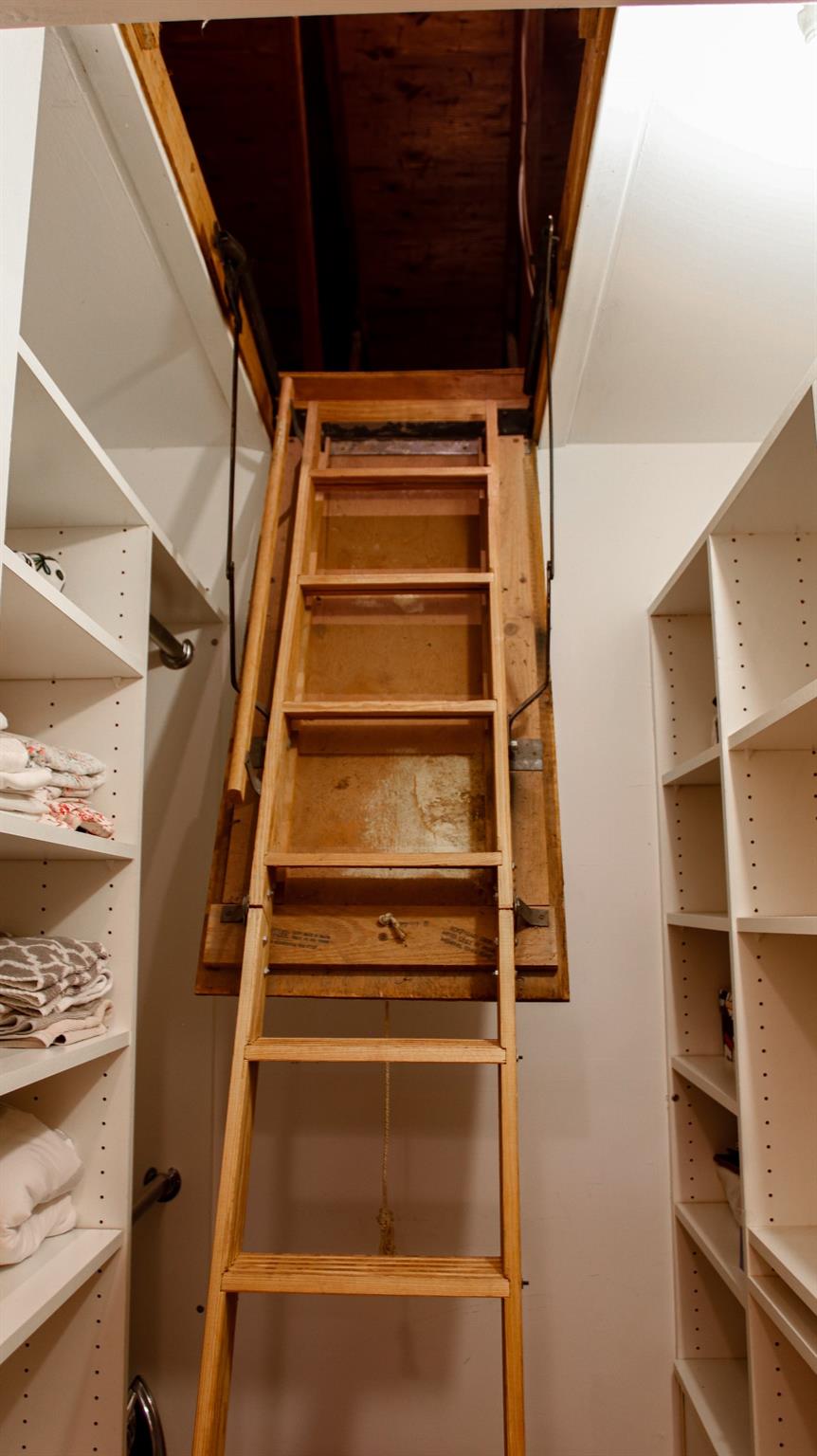 11 Manors Drive, Jericho, NY 11753