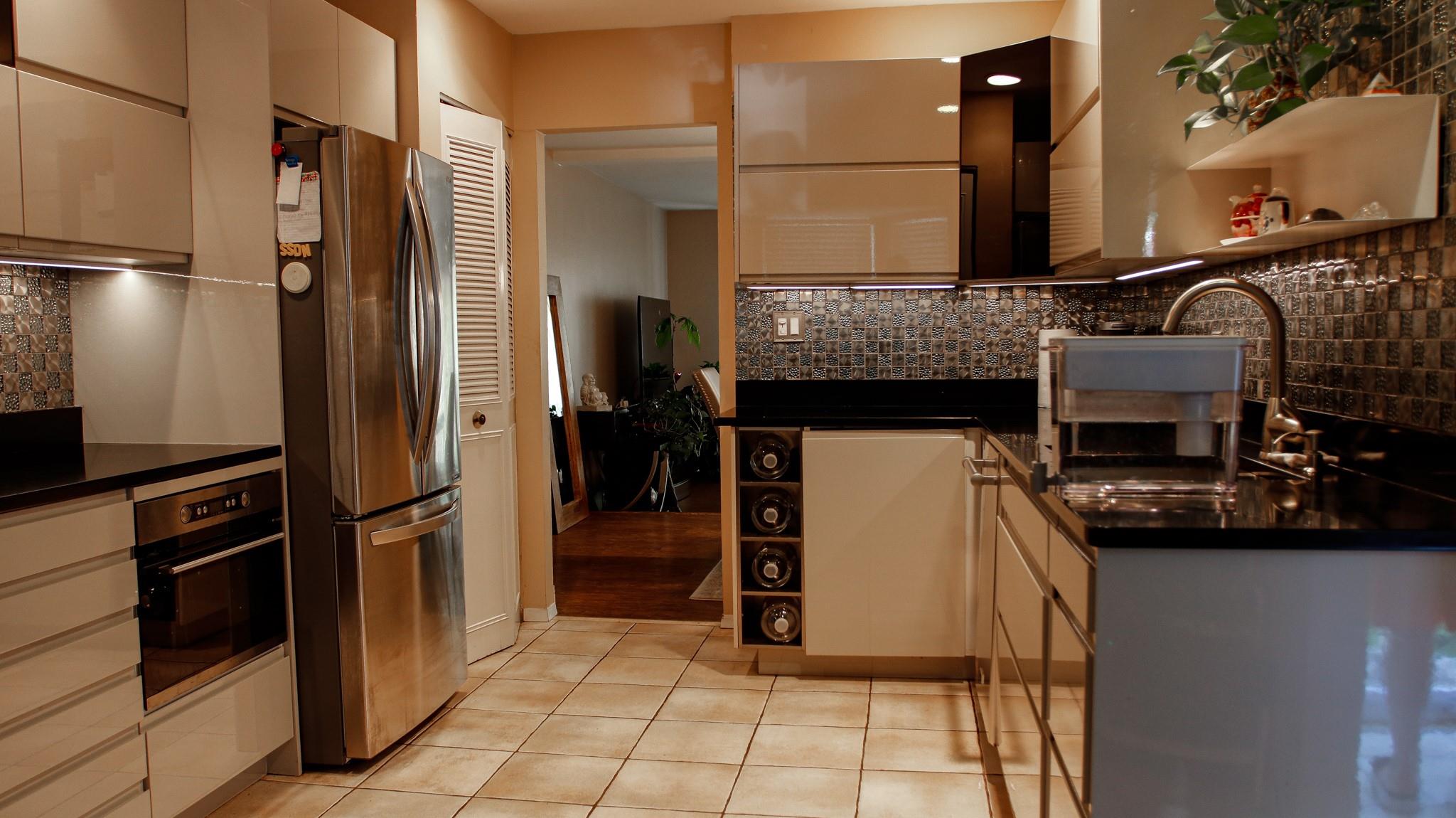 11 Manors Drive, Jericho, NY 11753