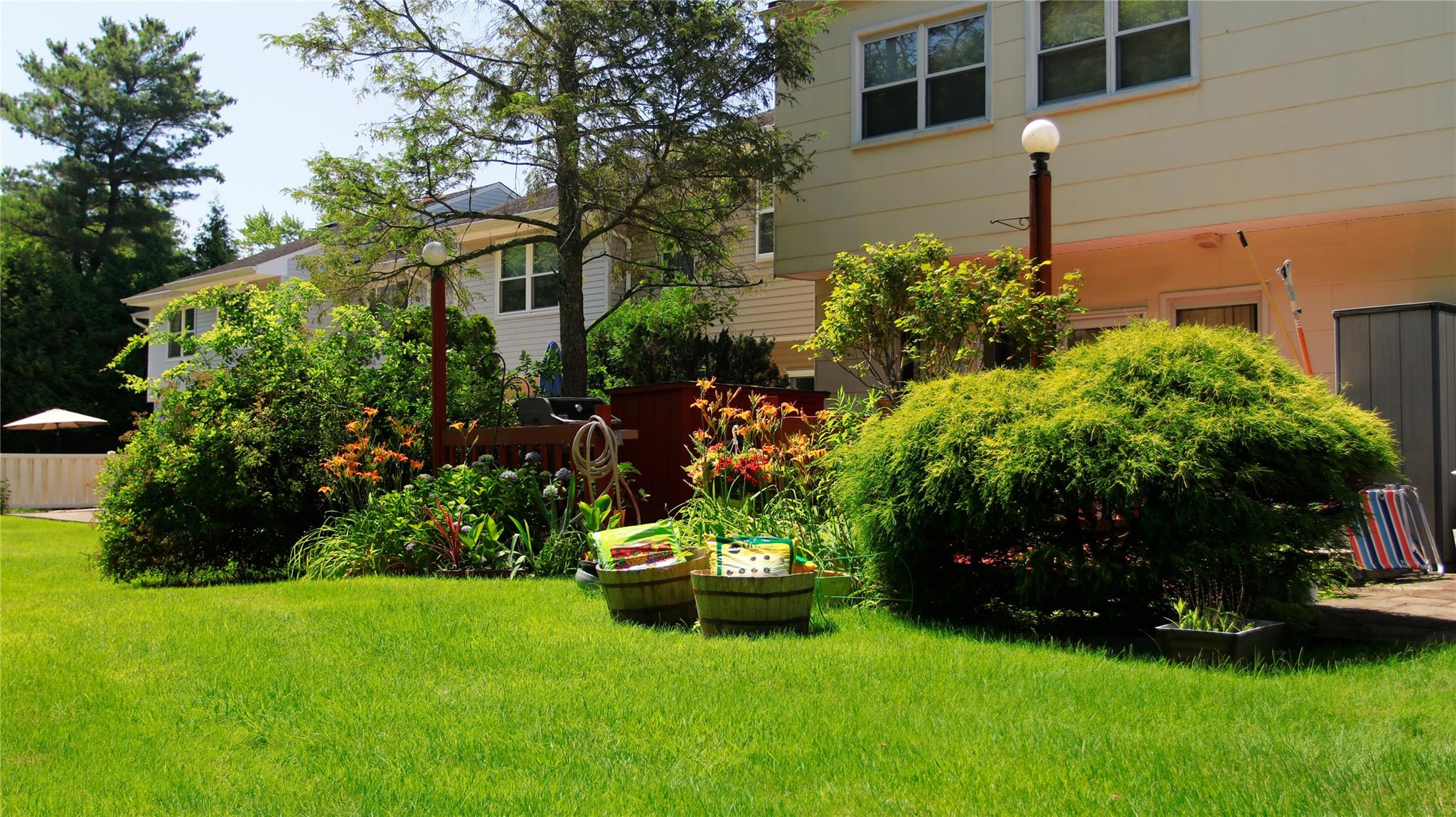 11 Manors Drive, Jericho, NY 11753