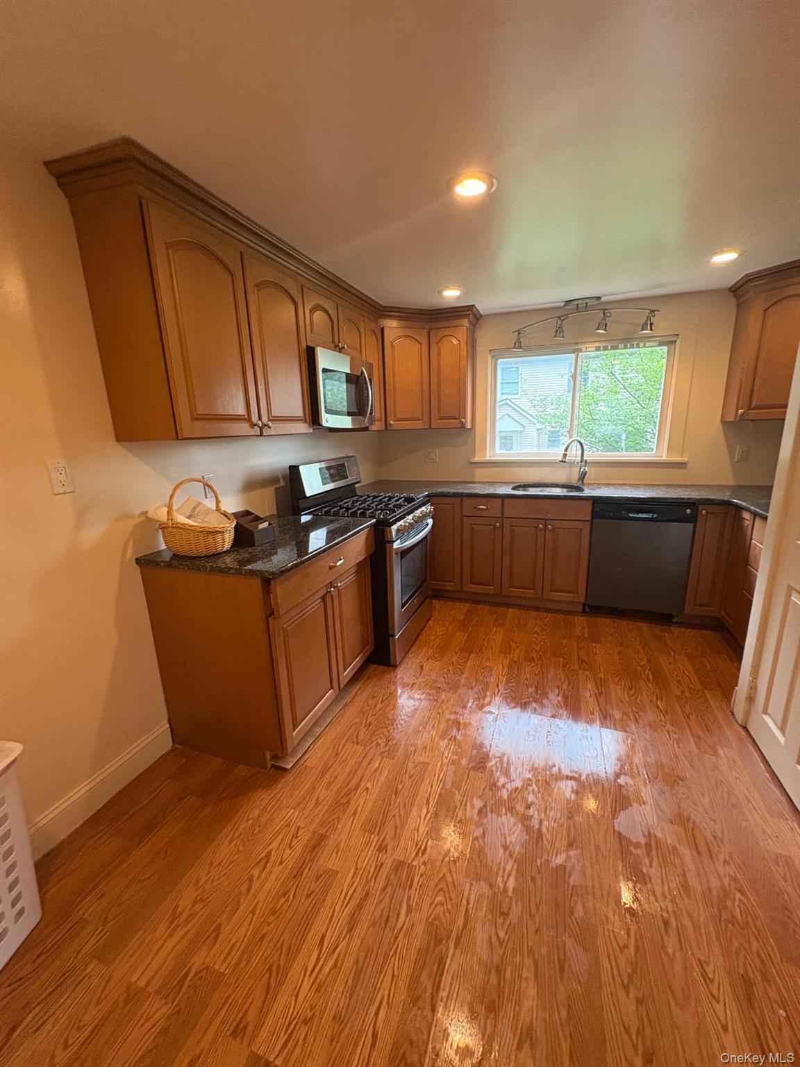 35 LINDBERGH, New City, NY 10956