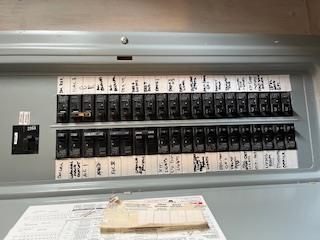 565 S 8th Street, Lindenhurst, NY 11757