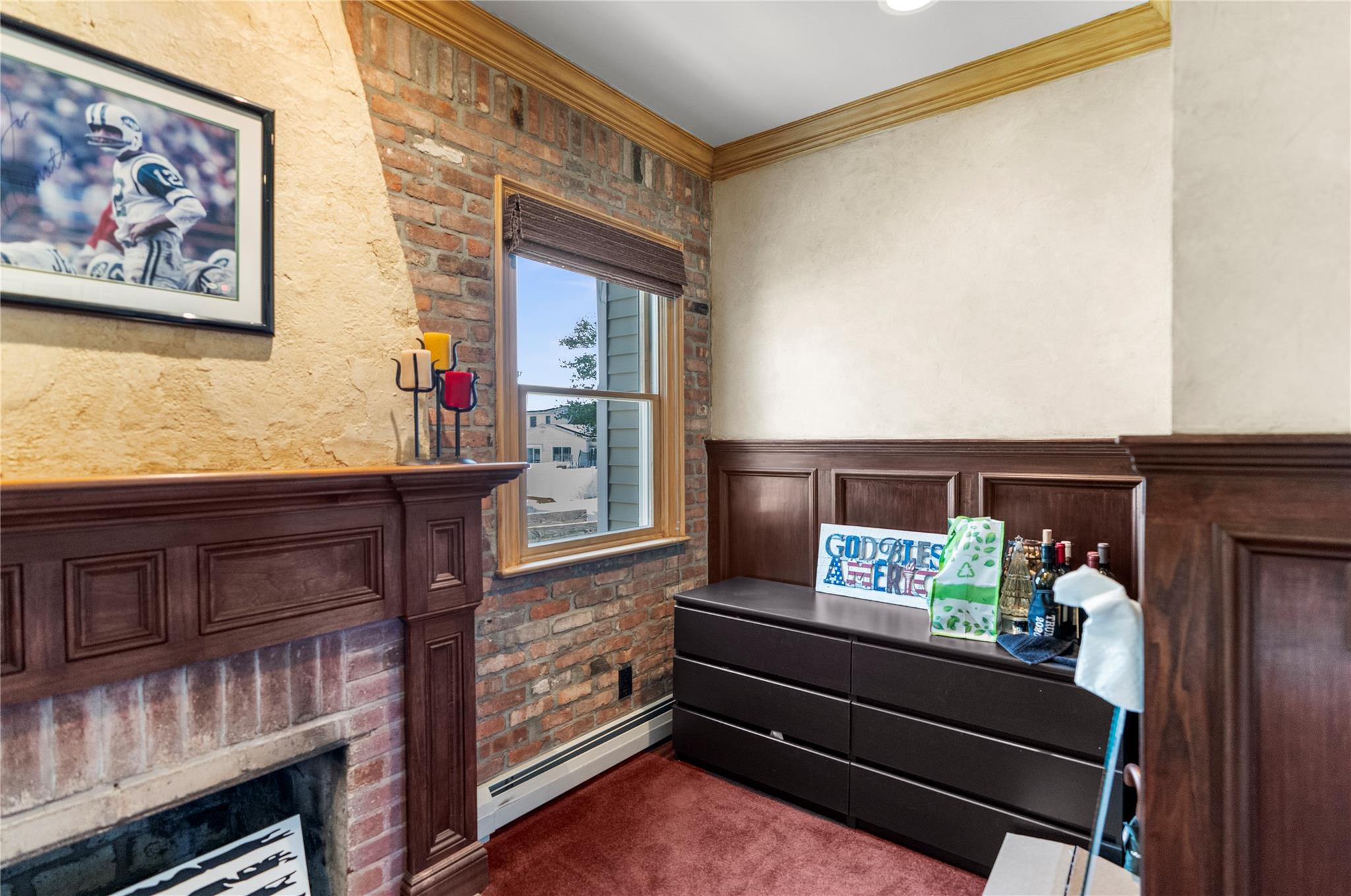 565 S 8th Street, Lindenhurst, NY 11757