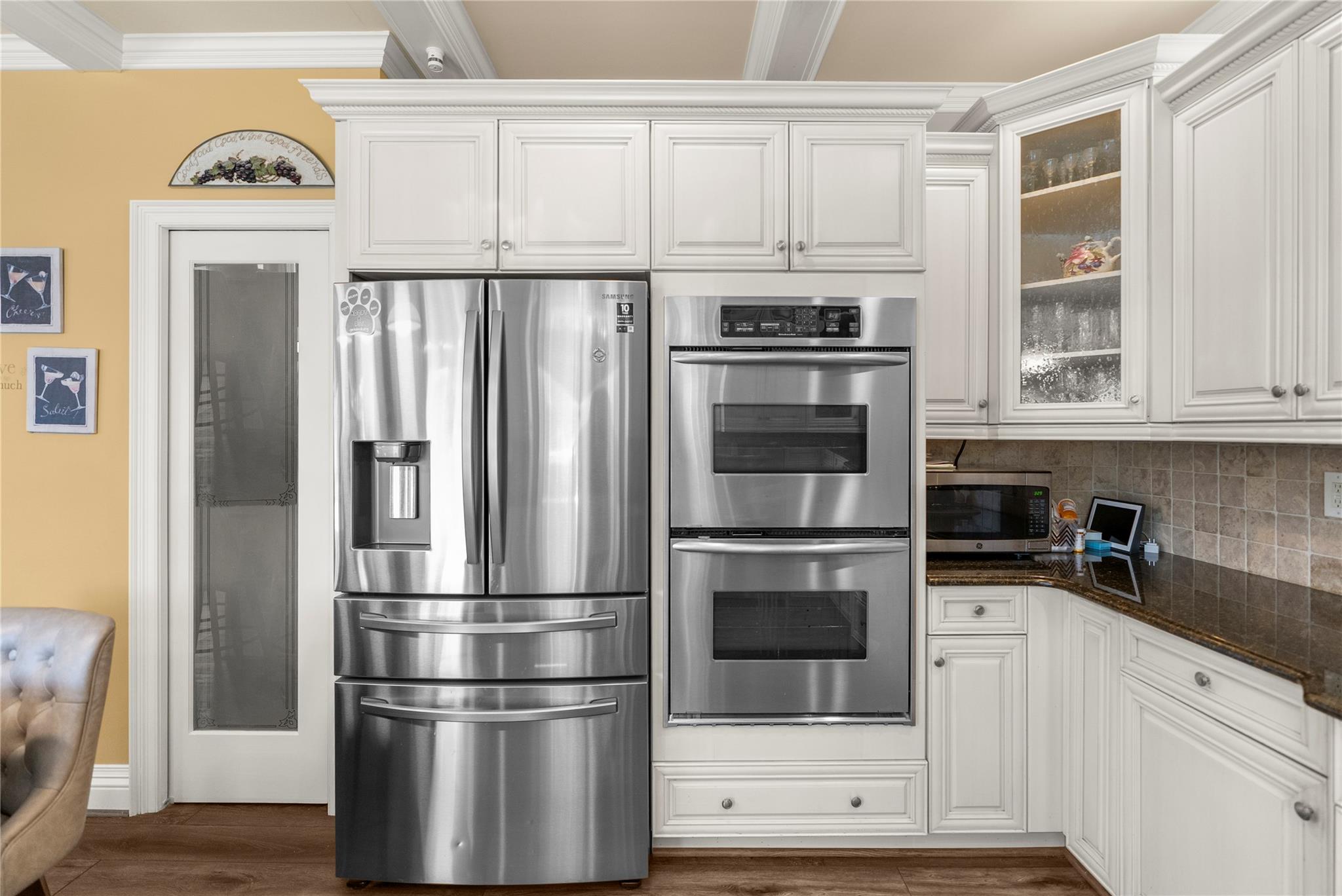 565 S 8th Street, Lindenhurst, NY 11757