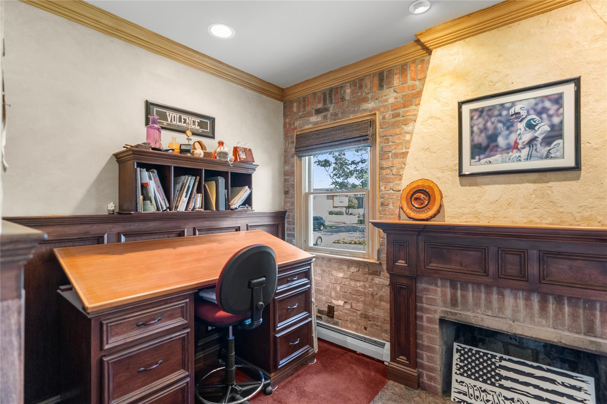 565 S 8th Street, Lindenhurst, NY 11757