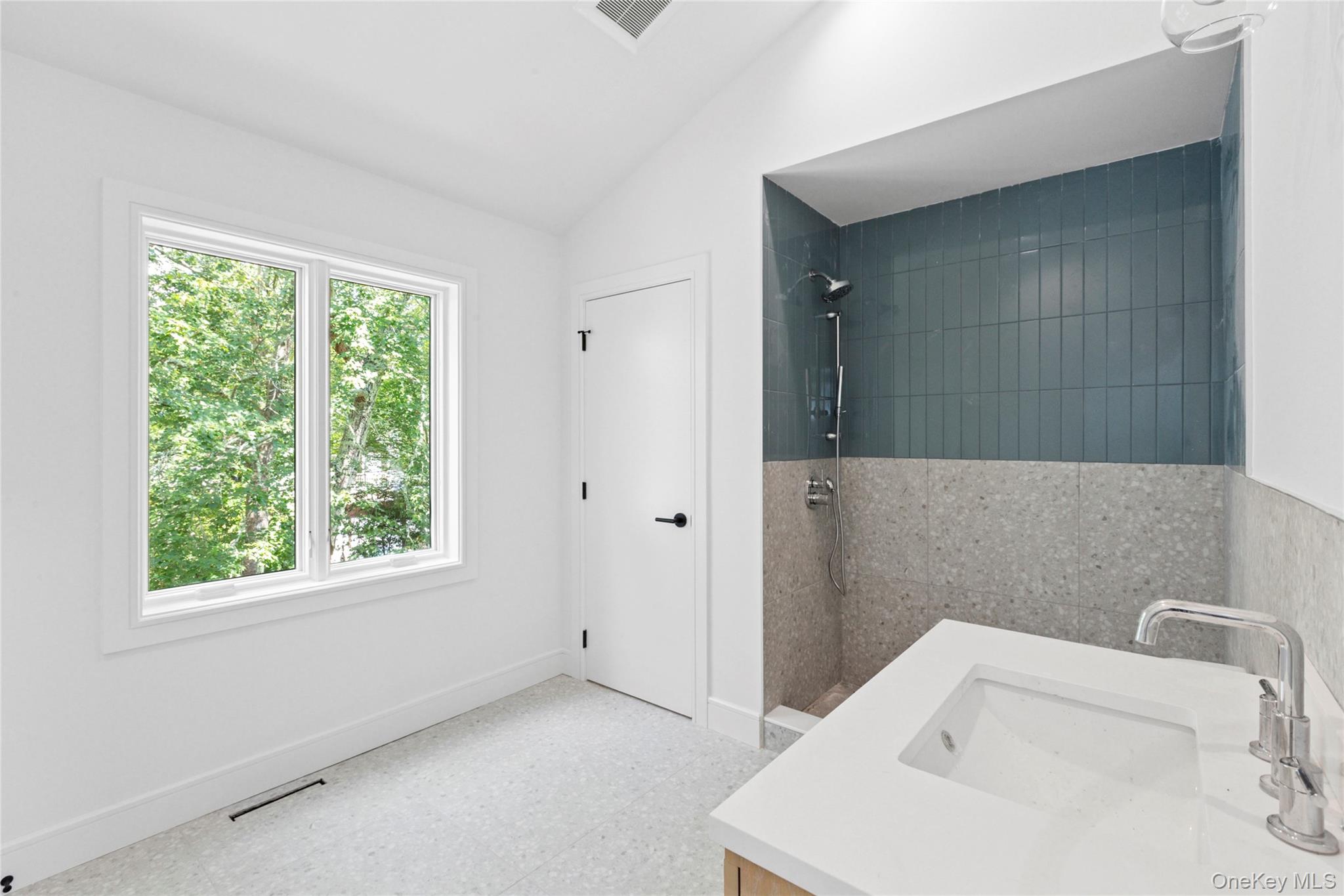 12 Plume Grass Way, Westhampton, NY 11977