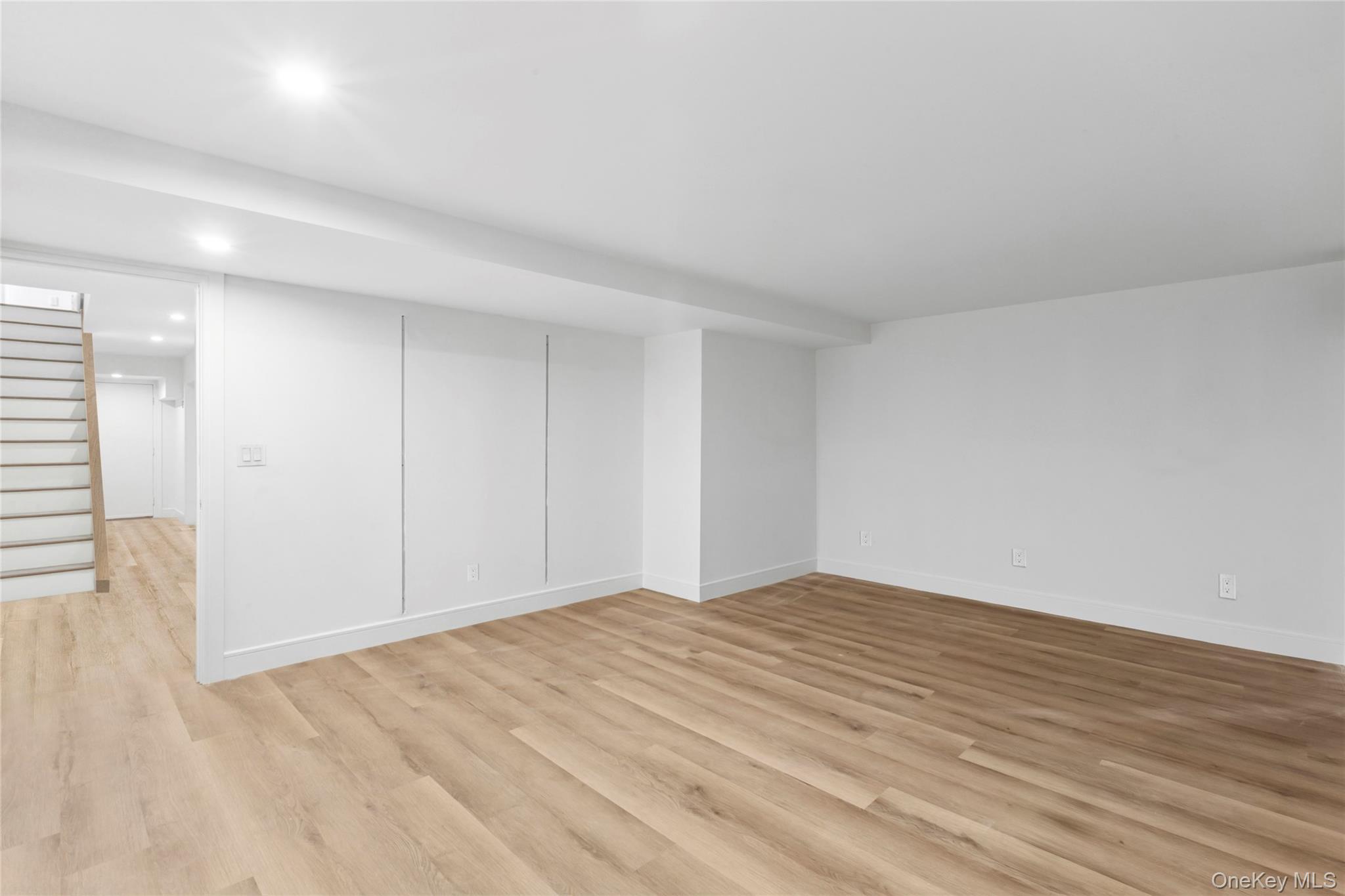 12 Plume Grass Way, Westhampton, NY 11977