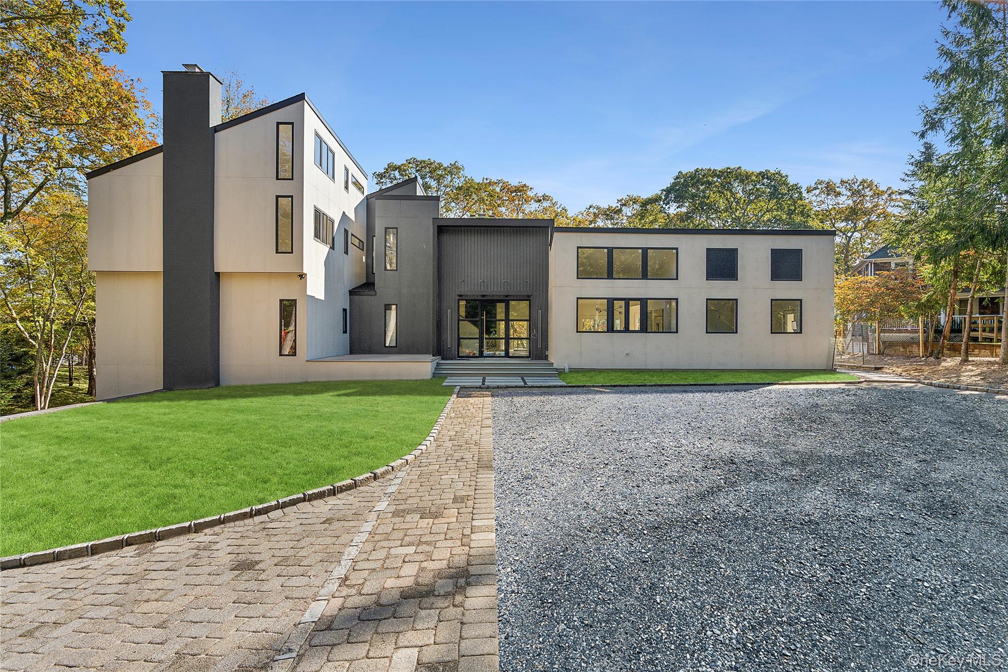 12 Plume Grass Way, Westhampton, NY 11977