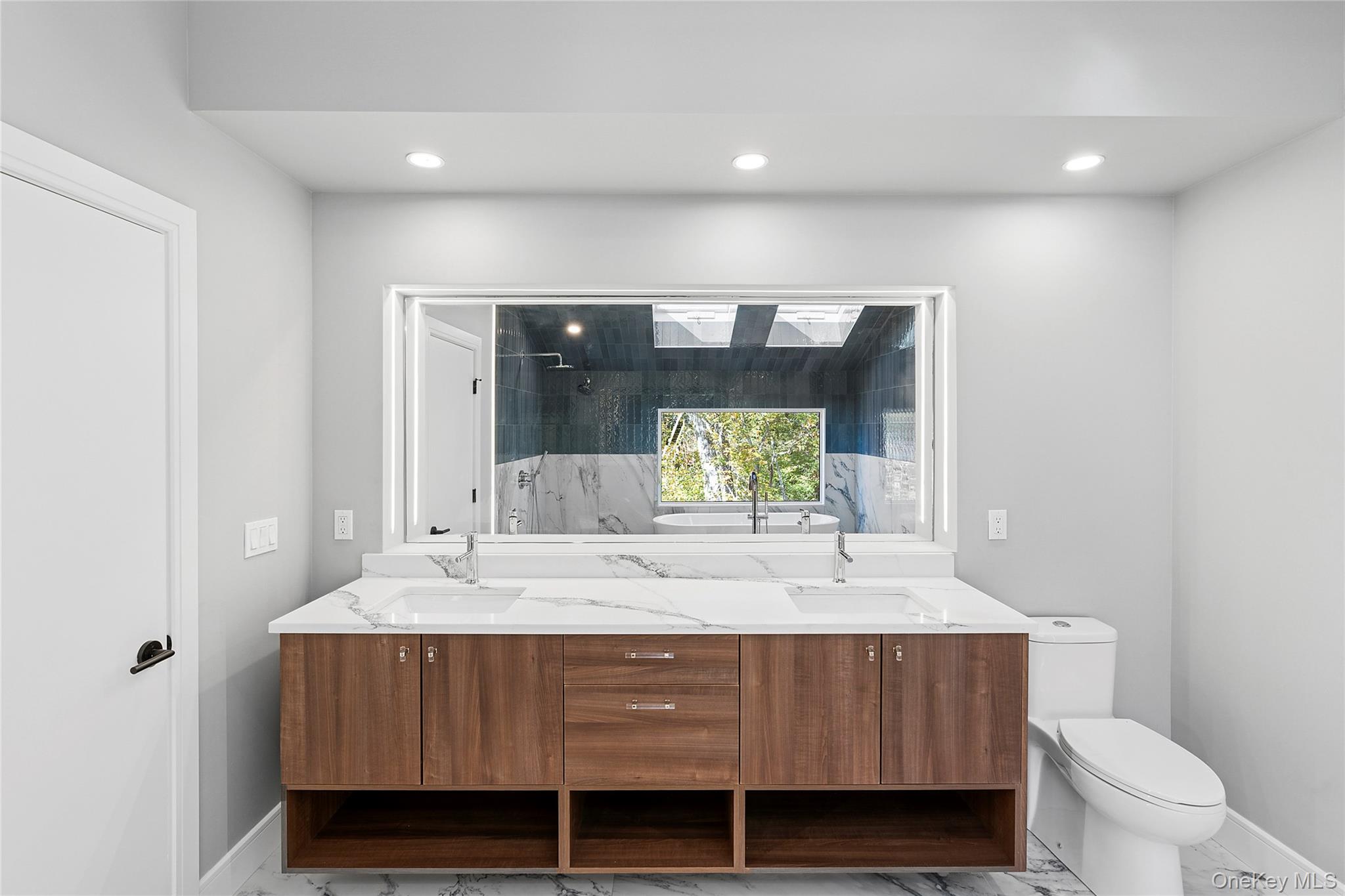 12 Plume Grass Way, Westhampton, NY 11977