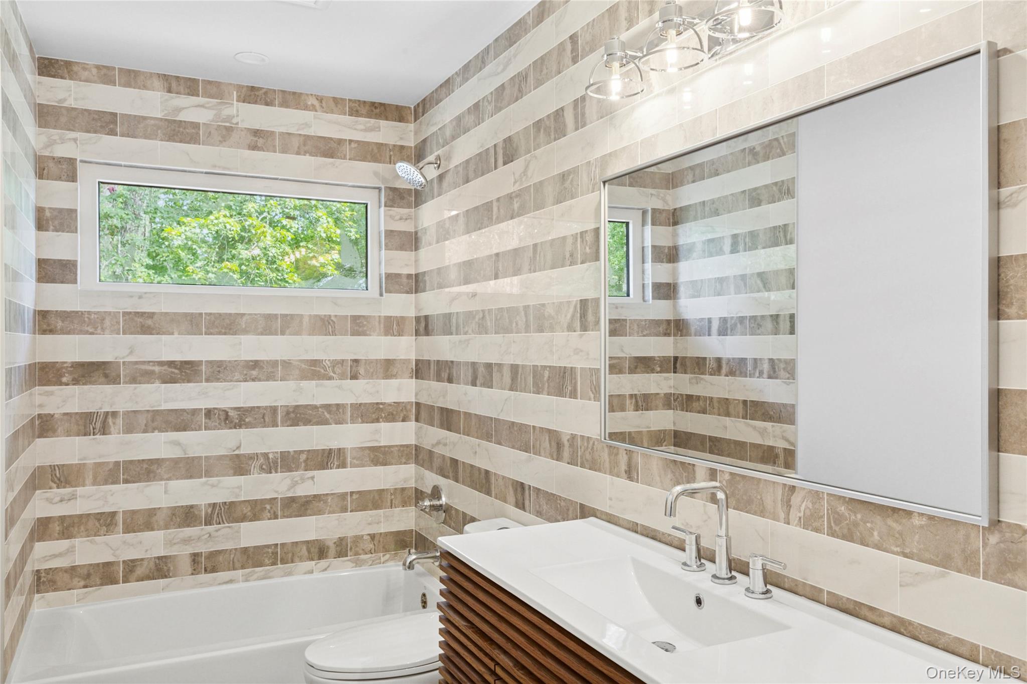 12 Plume Grass Way, Westhampton, NY 11977