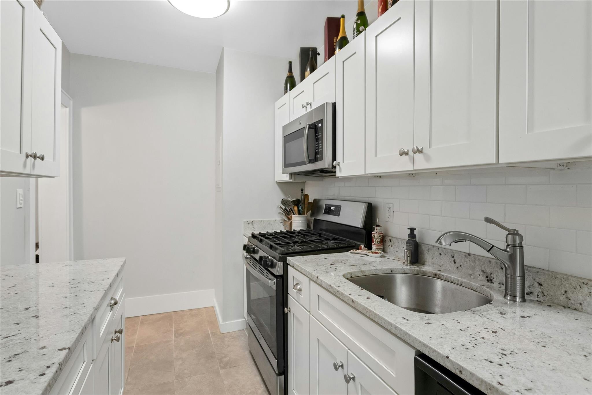 37 Central Avenue # 2G, Hartsdale, NY 10530