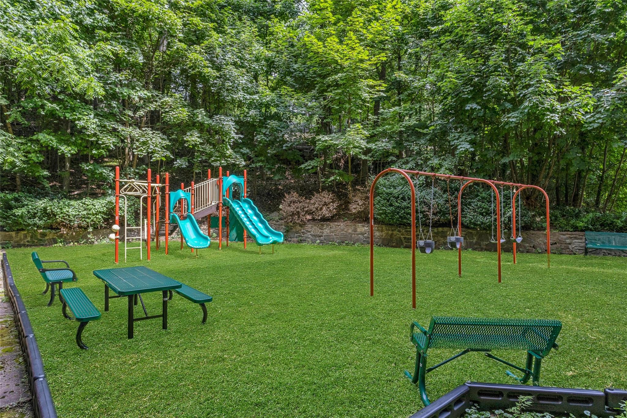 37 Central Avenue # 2G, Hartsdale, NY 10530