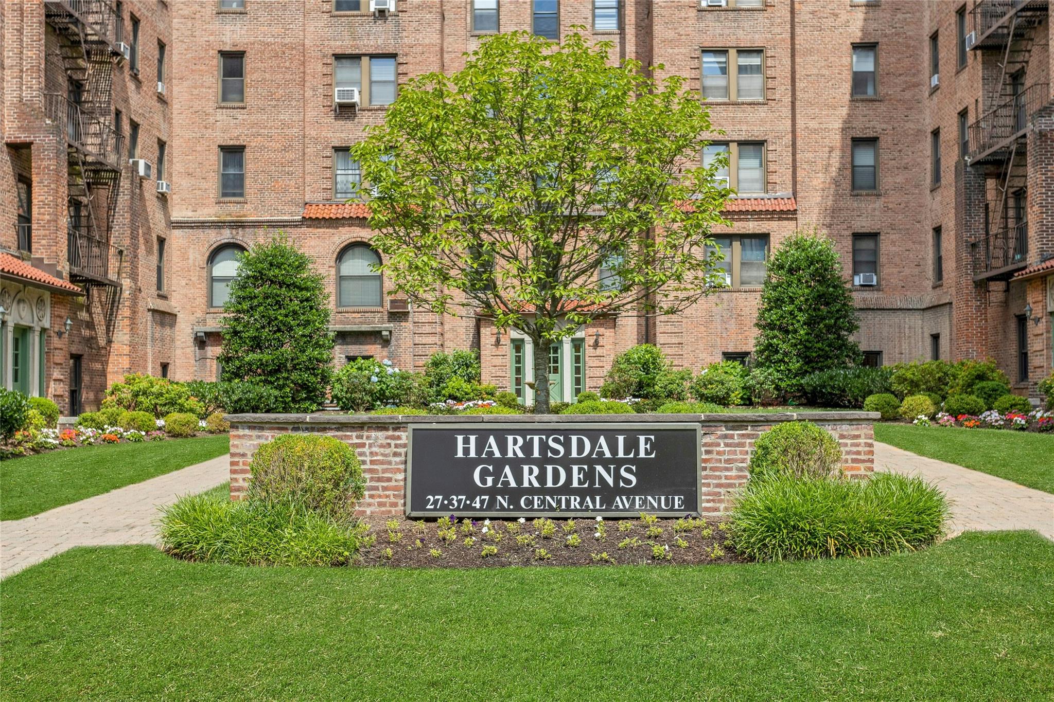 37 Central Avenue # 2G, Hartsdale, NY 10530