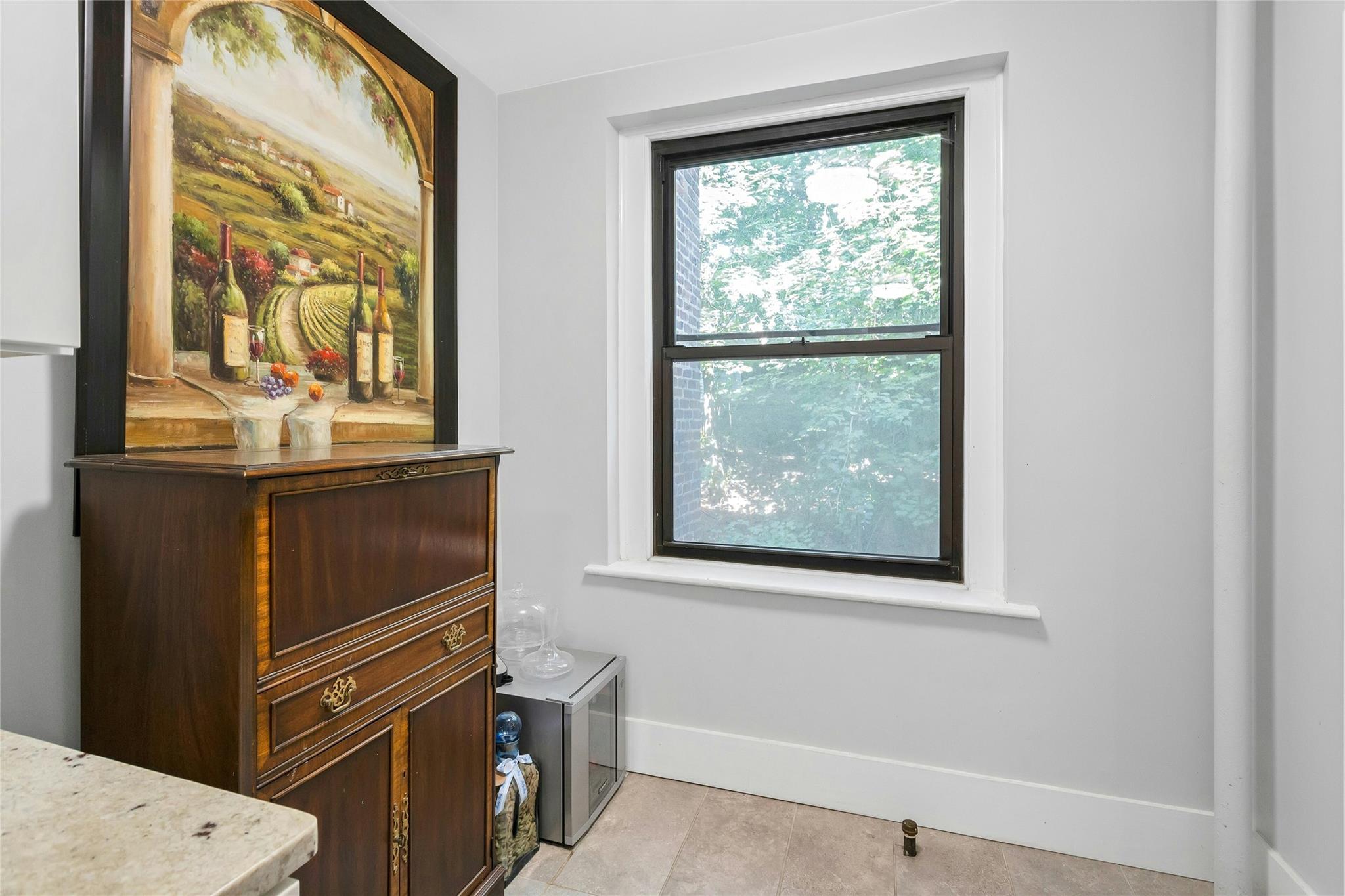 37 Central Avenue # 2G, Hartsdale, NY 10530