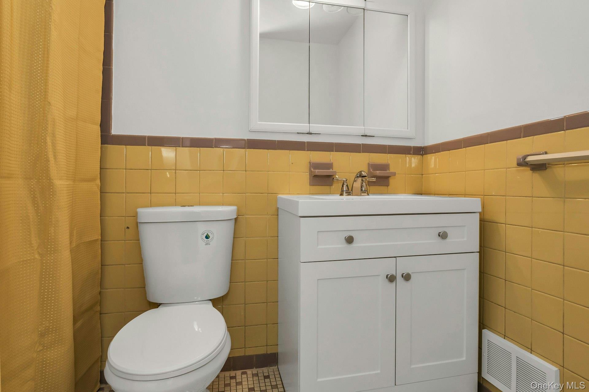 1274 Fteley Avenue, Bronx, NY 10472