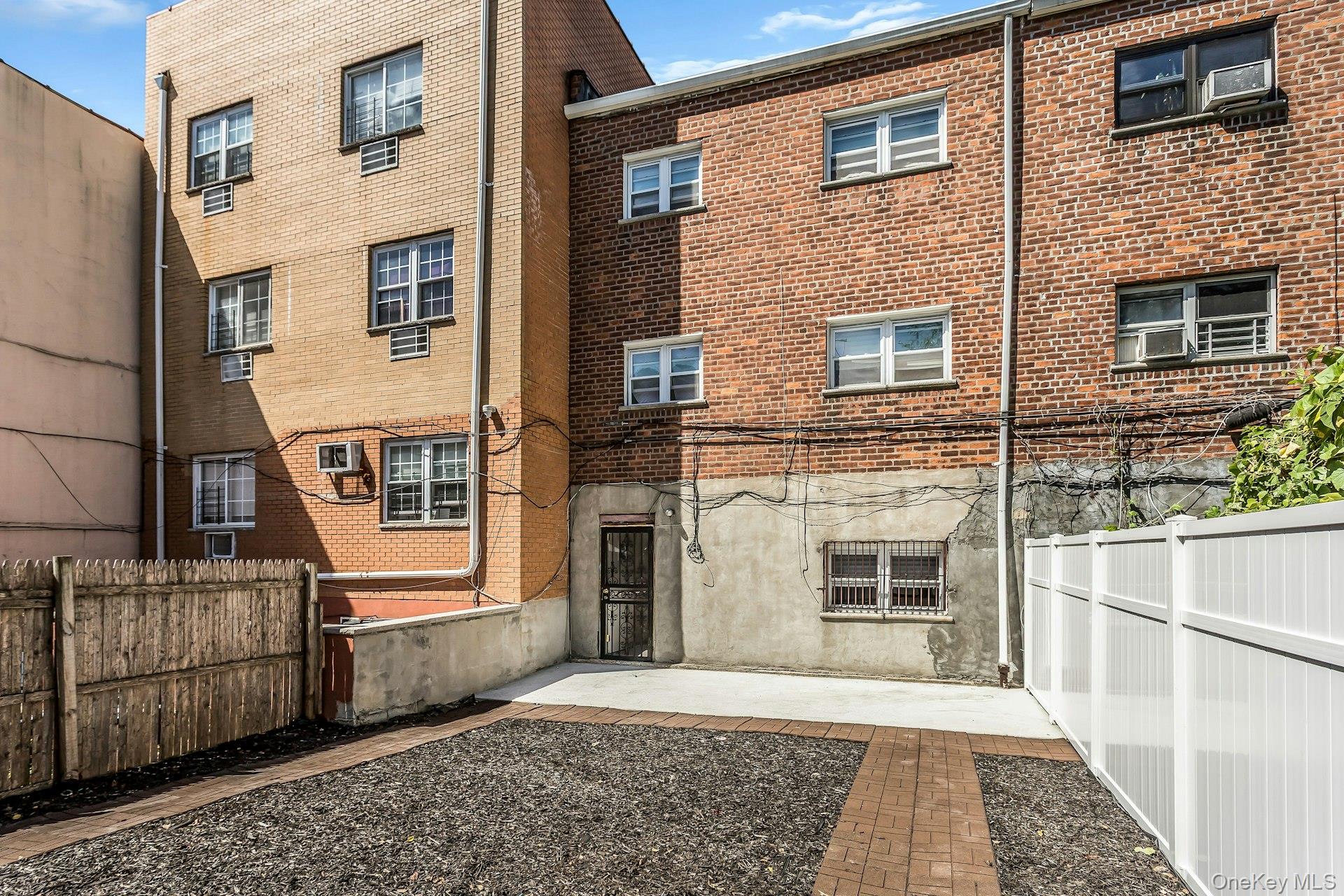 1274 Fteley Avenue, Bronx, NY 10472