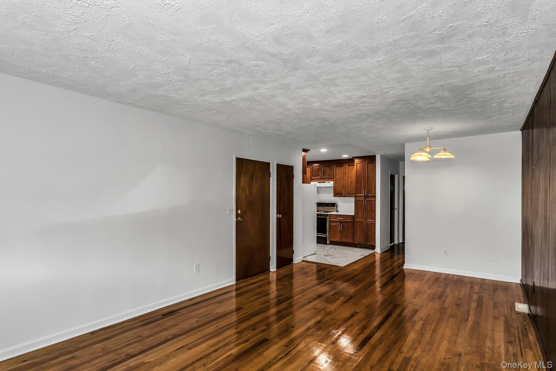 1274 Fteley Avenue, Bronx, NY 10472