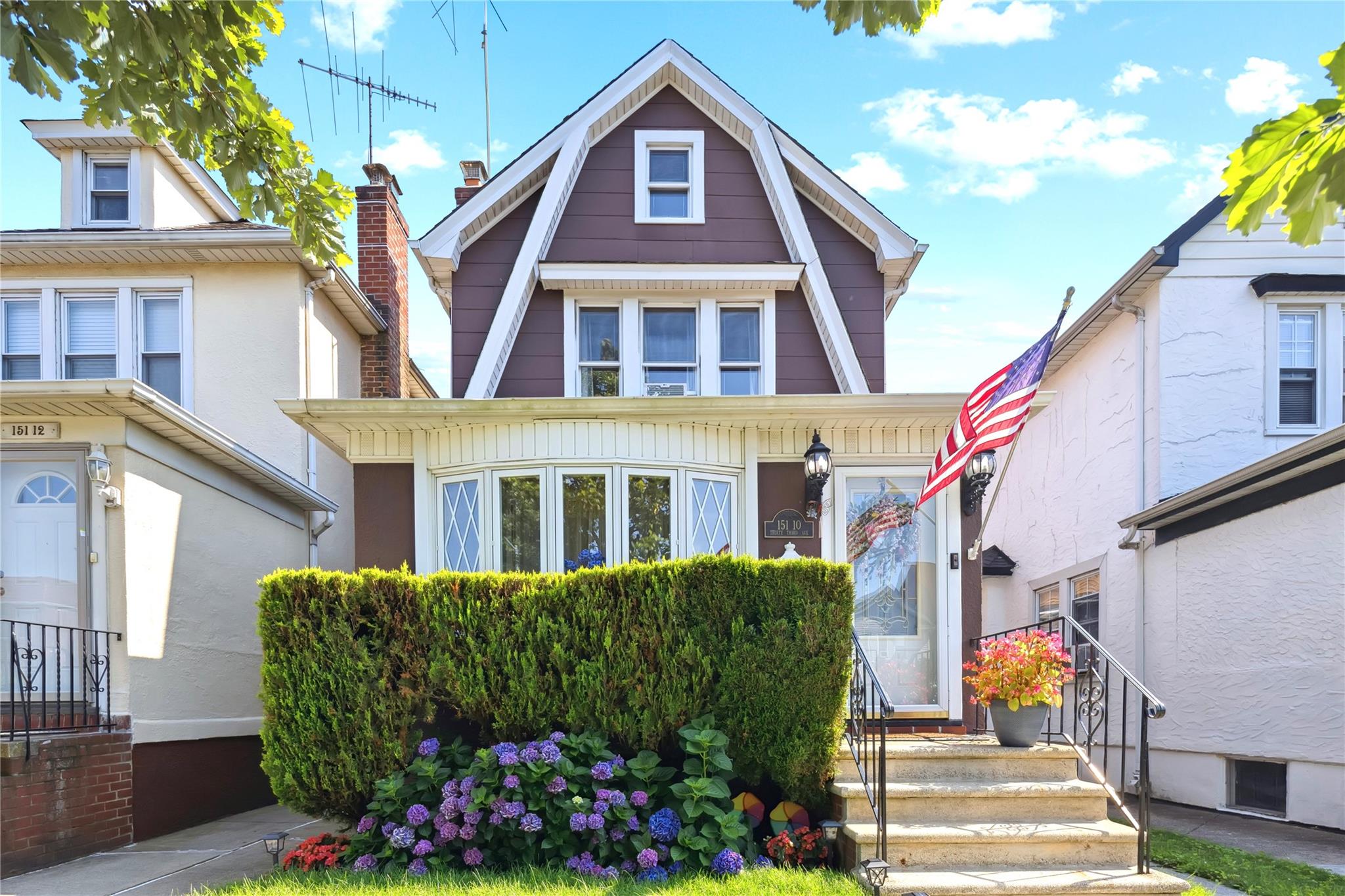 151-10 33rd Avenue, Flushing, NY 11354